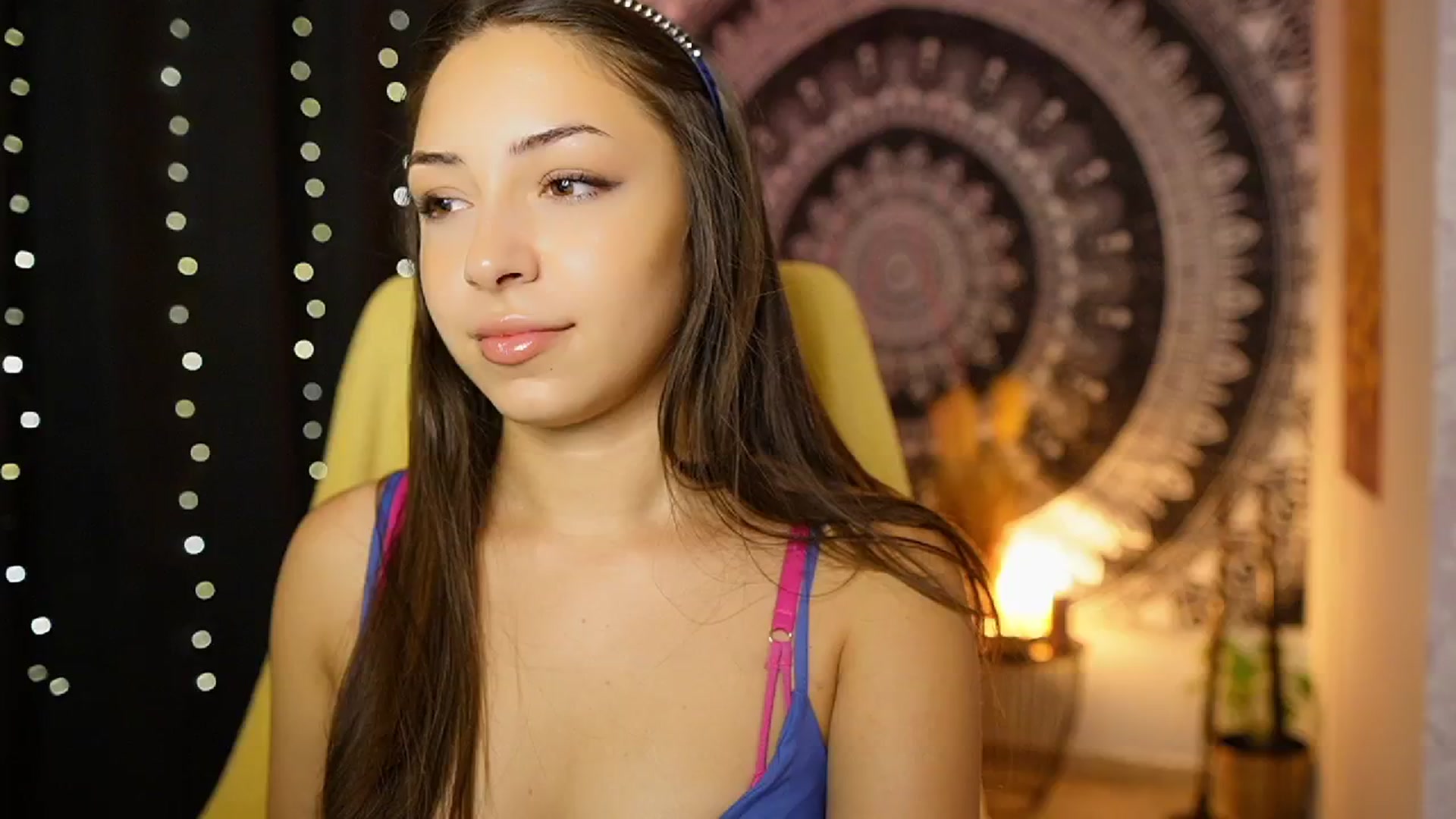 Gallery image thumbnail from Briar__Rose's myfreecams stream on, 08/30/2024, 16:13 image 6 of 20