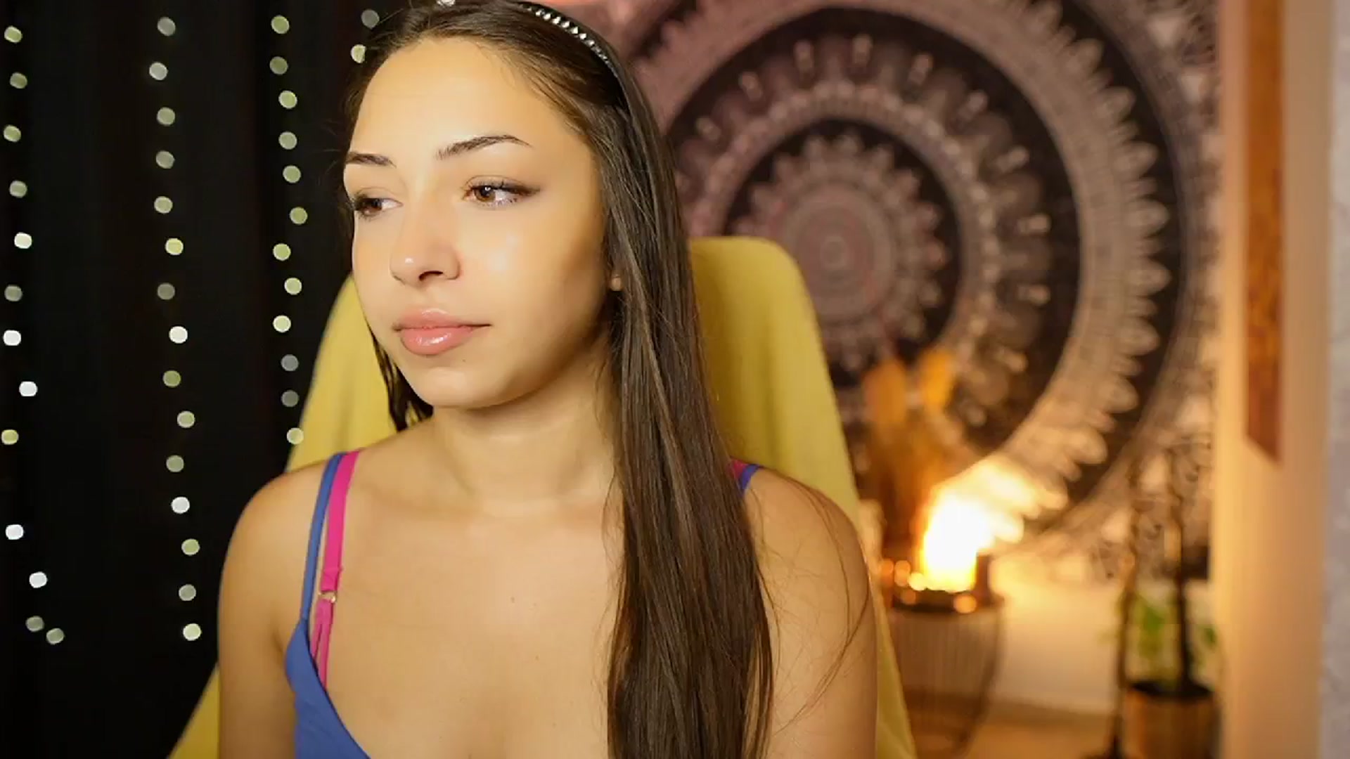 Gallery image thumbnail from Briar__Rose's myfreecams stream on, 08/30/2024, 16:25 image 8 of 20