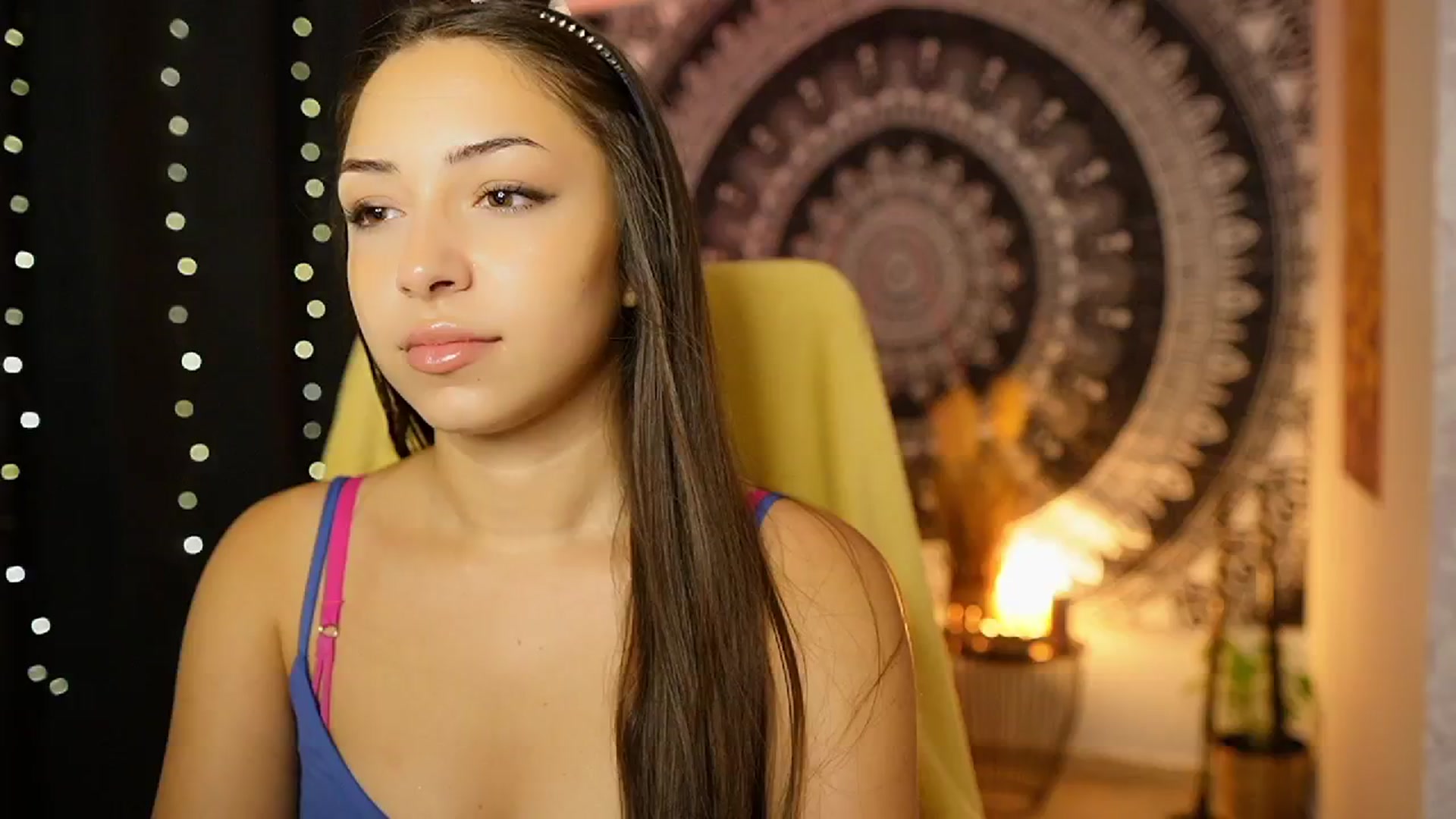 Gallery image thumbnail from Briar__Rose's myfreecams stream on, 08/30/2024, 16:25 image 4 of 20