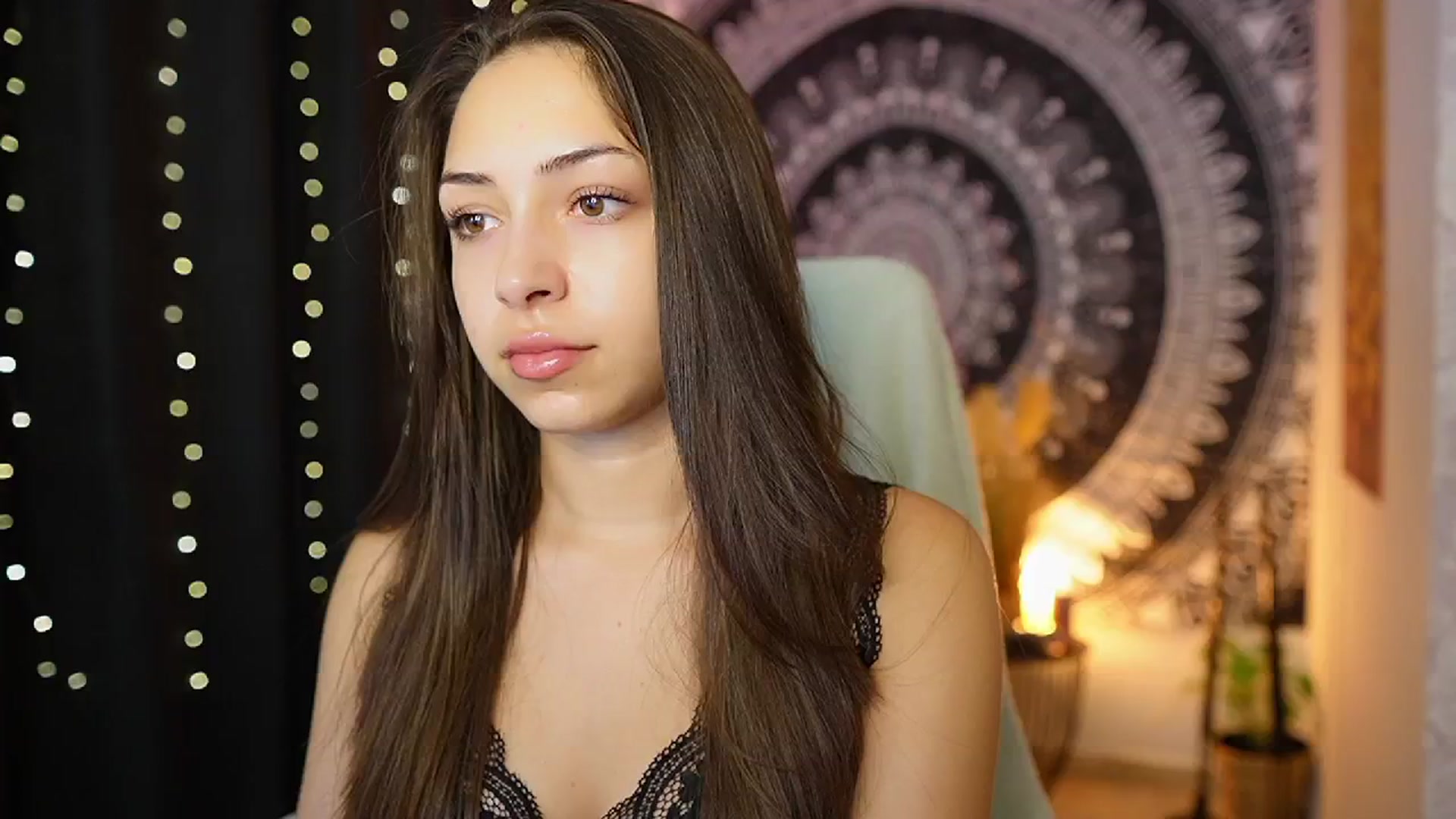 Gallery image thumbnail from Briar__Rose's myfreecams stream on, 09/06/2024, 18:20 image 17 of 20