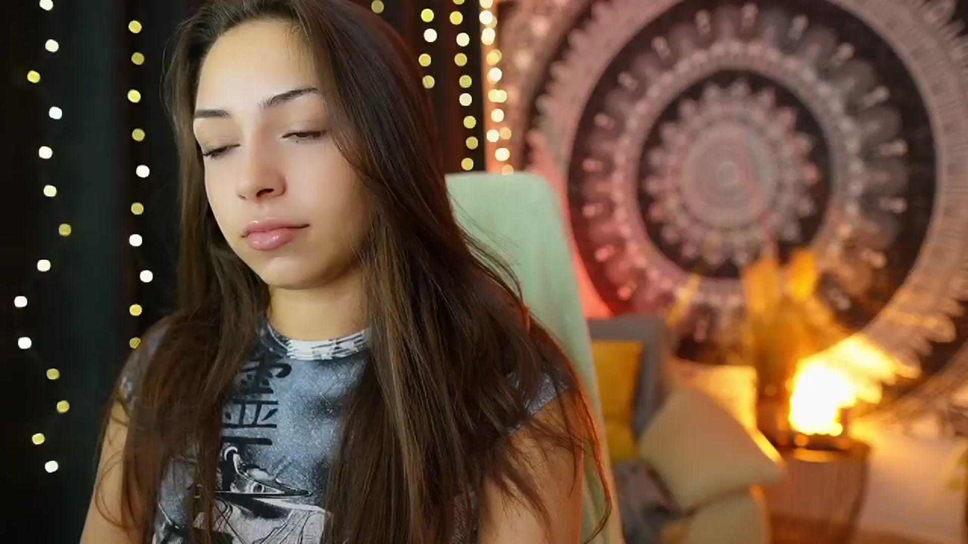 Gallery image thumbnail from Briar__Rose's myfreecams stream on, 09/09/2024, 18:18 image 20 of 20