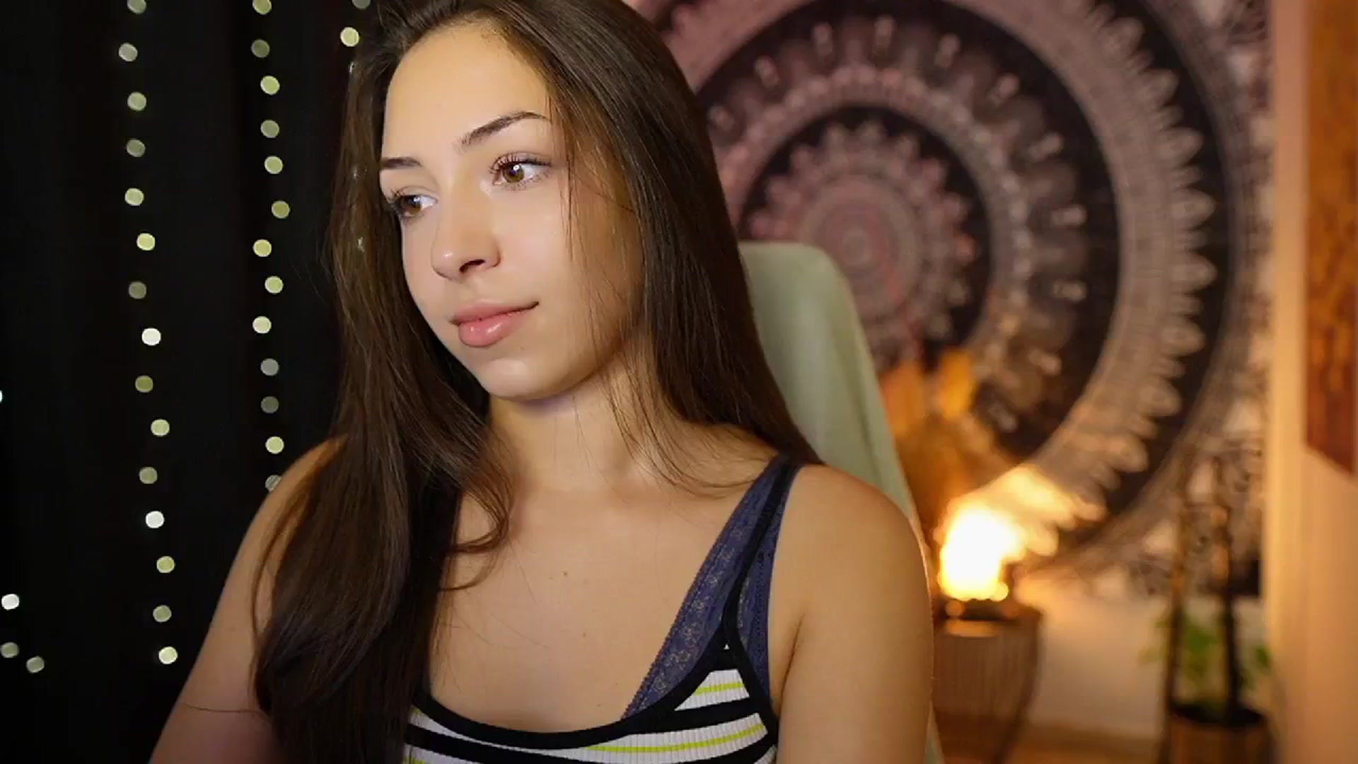 Gallery image thumbnail from Briar__Rose's myfreecams stream on, 09/13/2024, 18:16 image 13 of 20