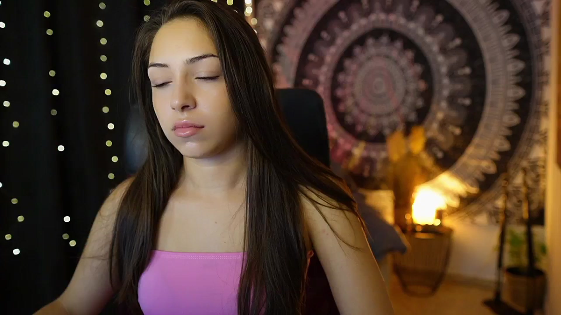 Gallery image thumbnail from Briar__Rose's myfreecams stream on, 09/20/2024, 16:34 image 18 of 20