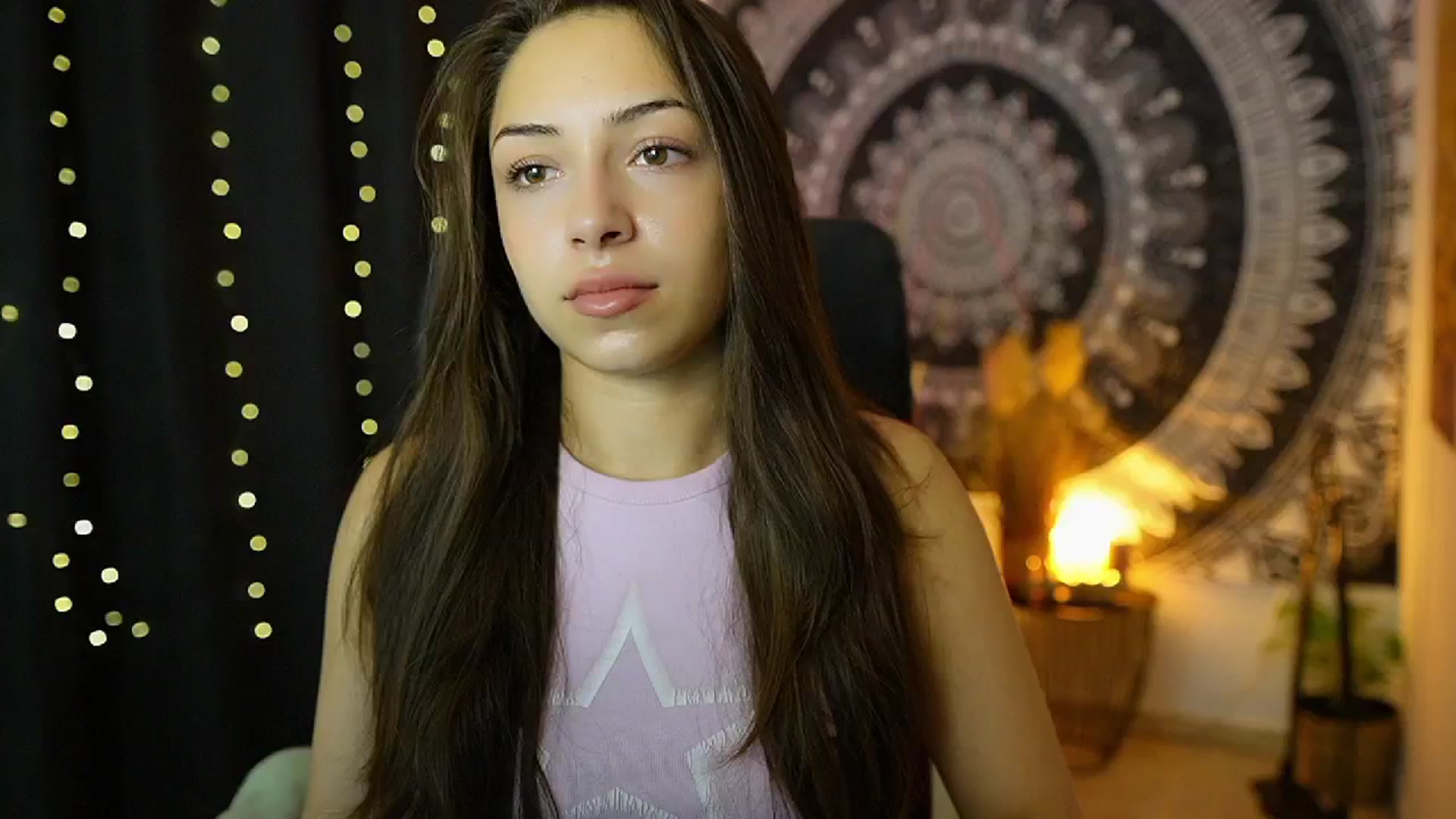 Gallery image thumbnail from Briar__Rose's myfreecams stream on, 09/24/2024, 17:36 image 9 of 20