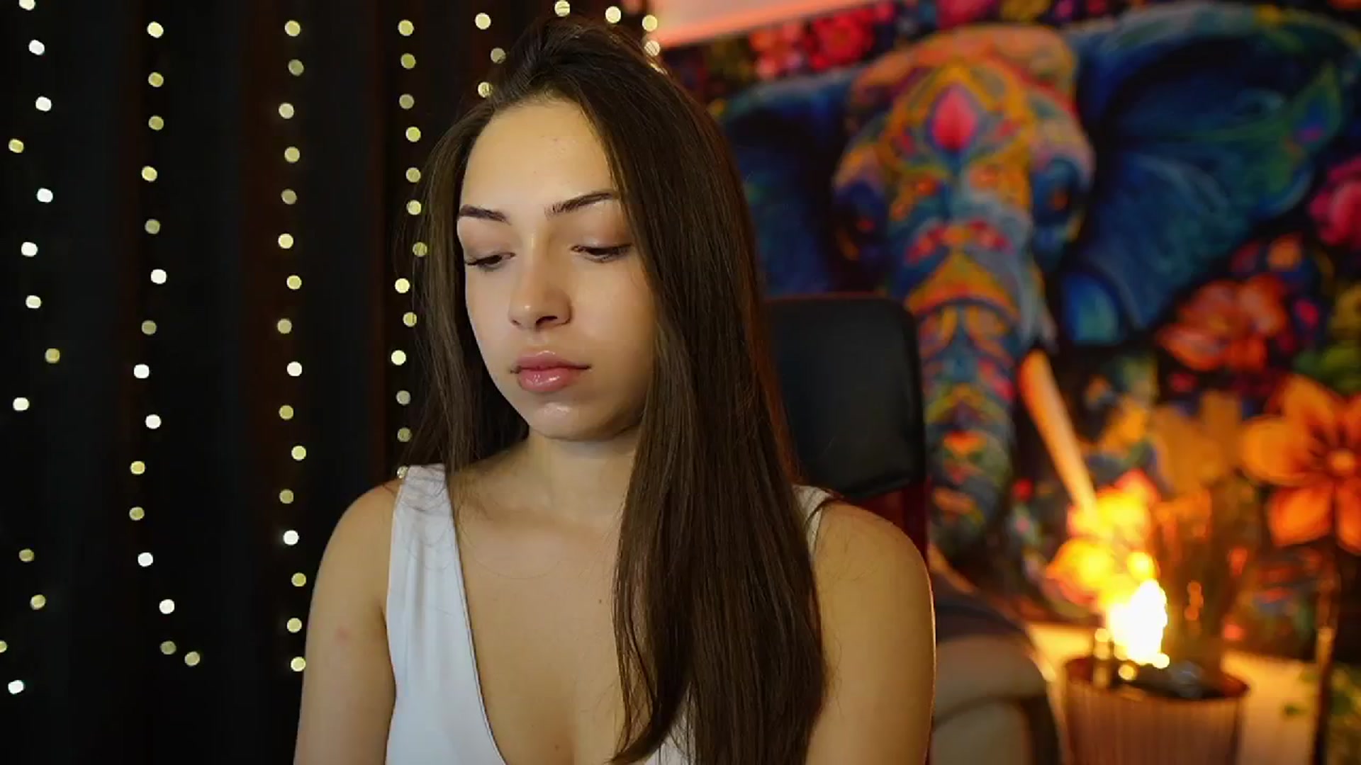 Gallery image thumbnail from Briar__Rose's myfreecams stream on, 10/20/2024, 17:40 image 5 of 20