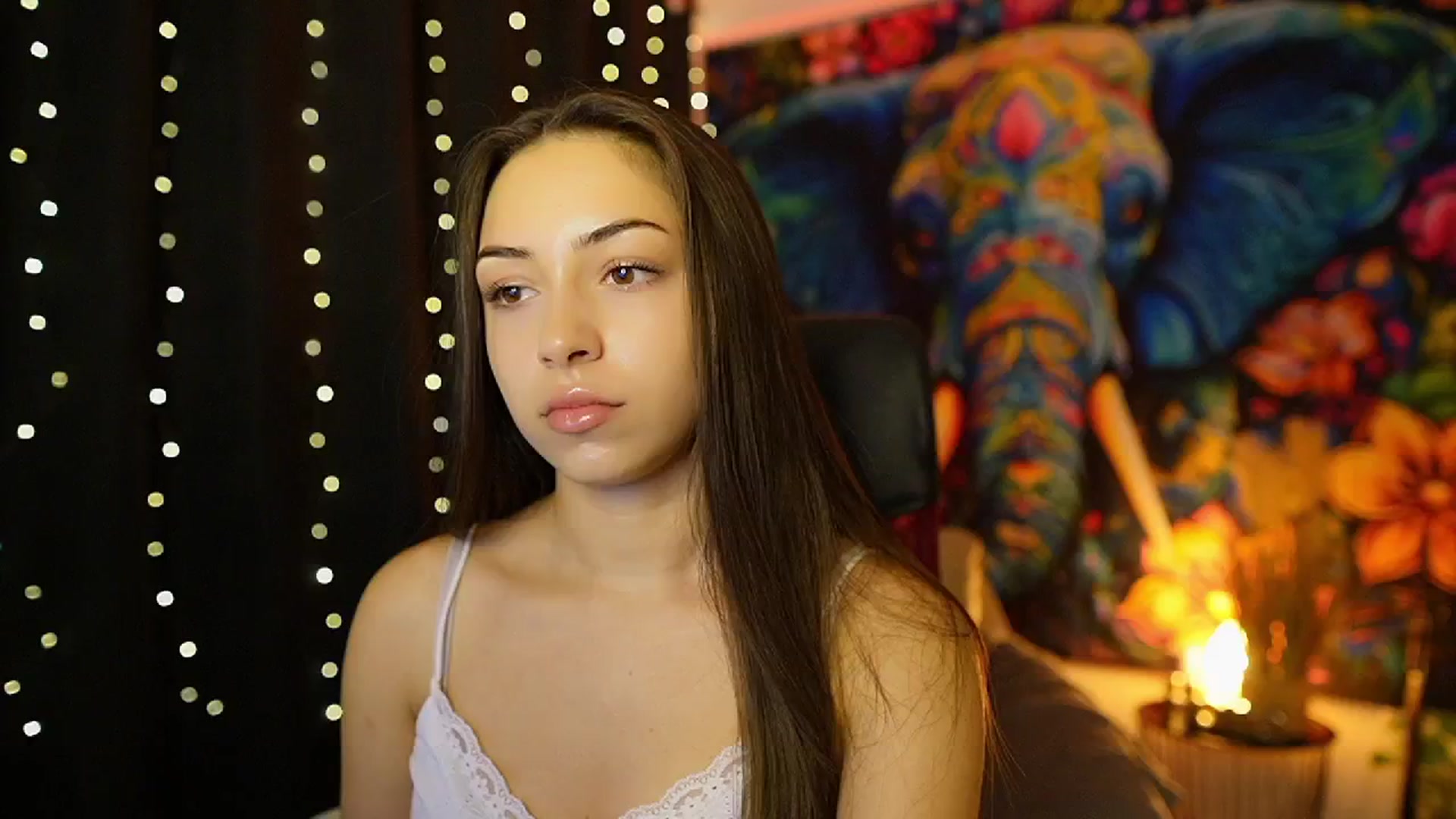 Gallery image thumbnail from Briar__Rose's myfreecams stream on, 10/21/2024, 18:01 image 15 of 20