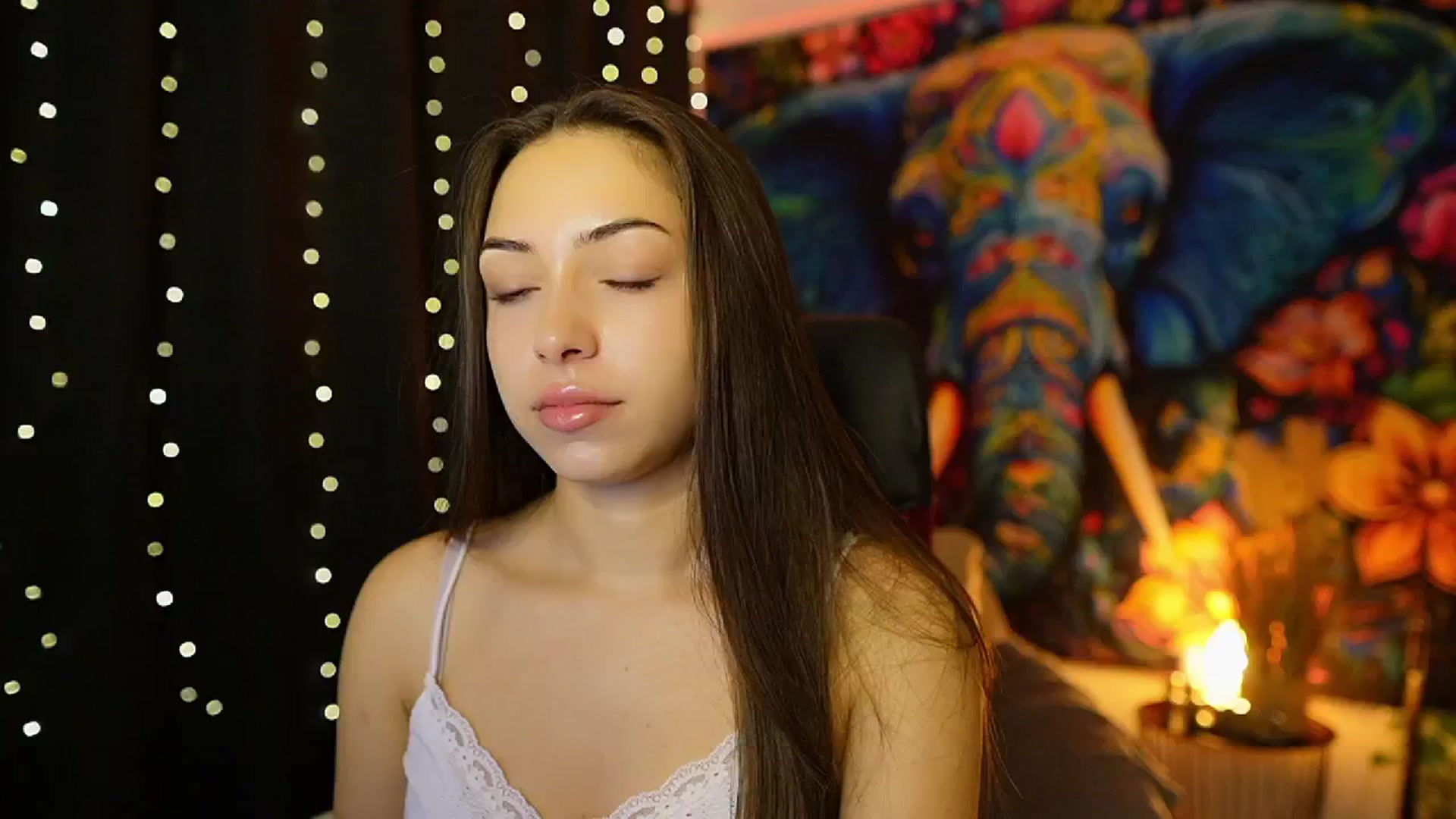 Gallery image thumbnail from Briar__Rose's myfreecams stream on, 10/21/2024, 18:01 image 16 of 20