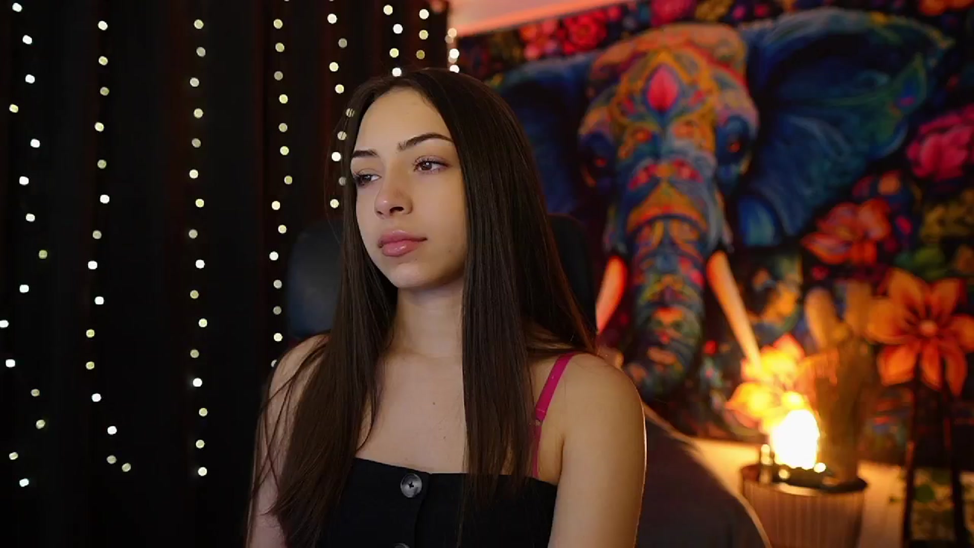 Gallery image thumbnail from Briar__Rose's myfreecams stream on, 11/24/2024, 16:40 image 9 of 20