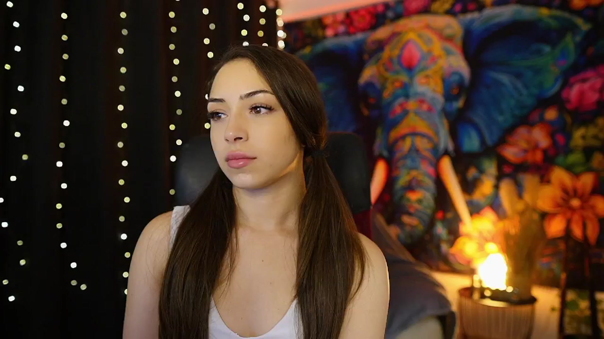 Gallery image thumbnail from Briar__Rose's myfreecams stream on, 11/29/2024, 19:00 image 16 of 20