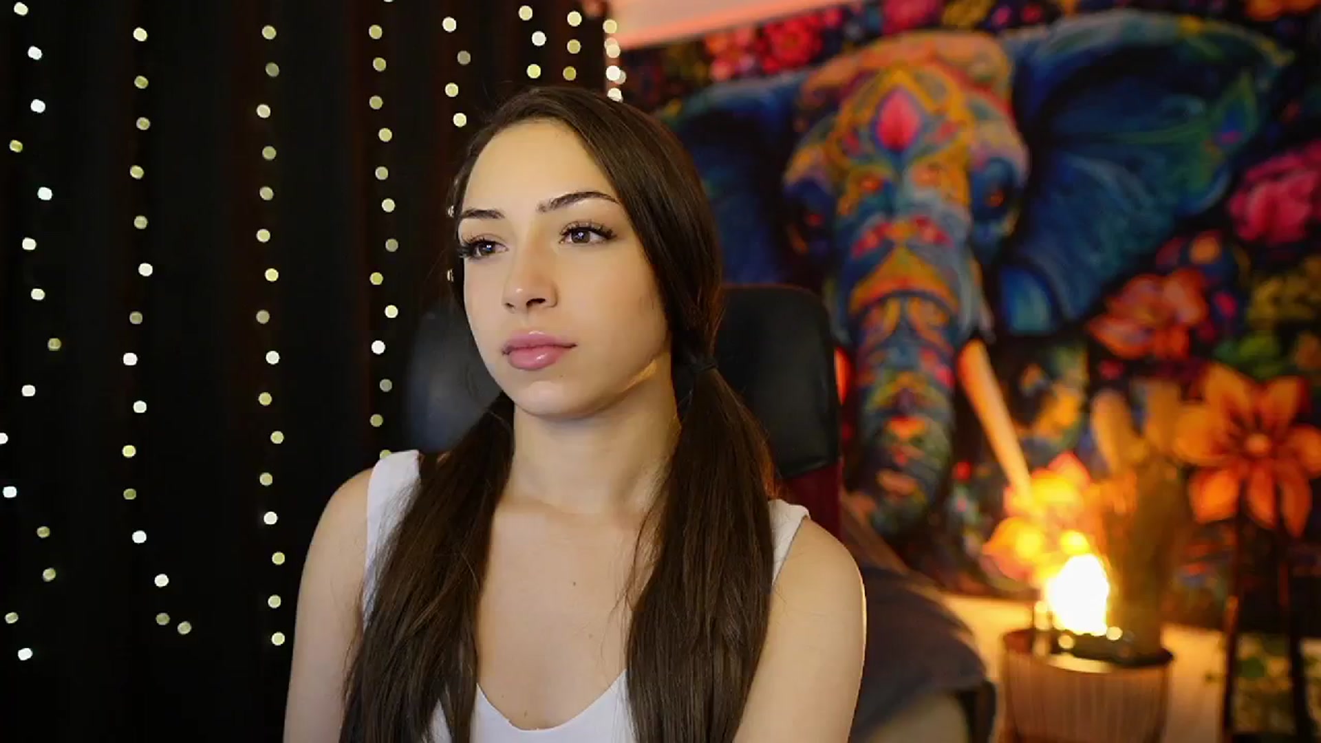 Gallery image thumbnail from Briar__Rose's myfreecams stream on, 11/29/2024, 19:00 image 2 of 20