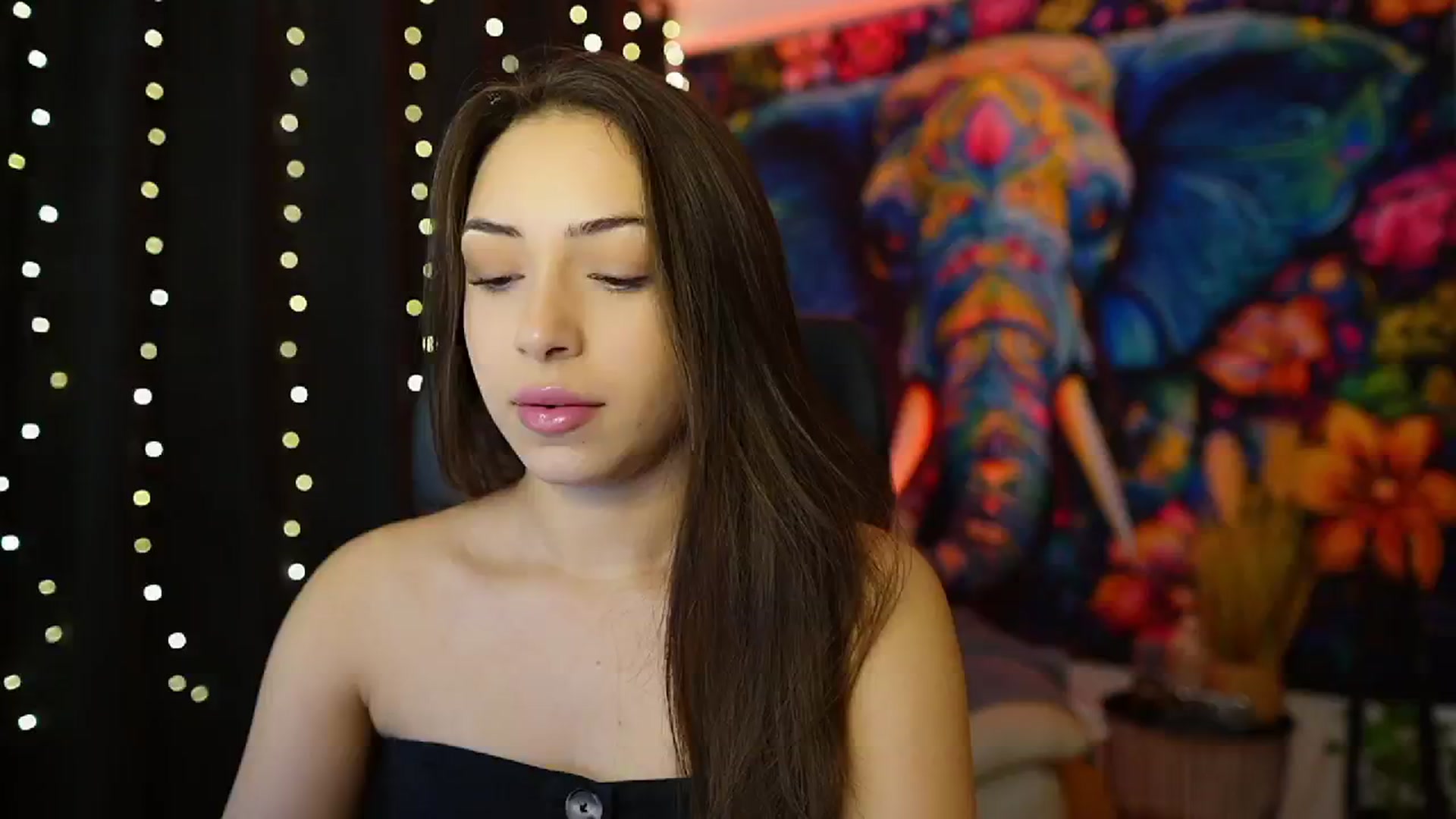 Gallery image thumbnail from Briar__Rose's myfreecams stream on, 11/30/2024, 17:44 image 3 of 20