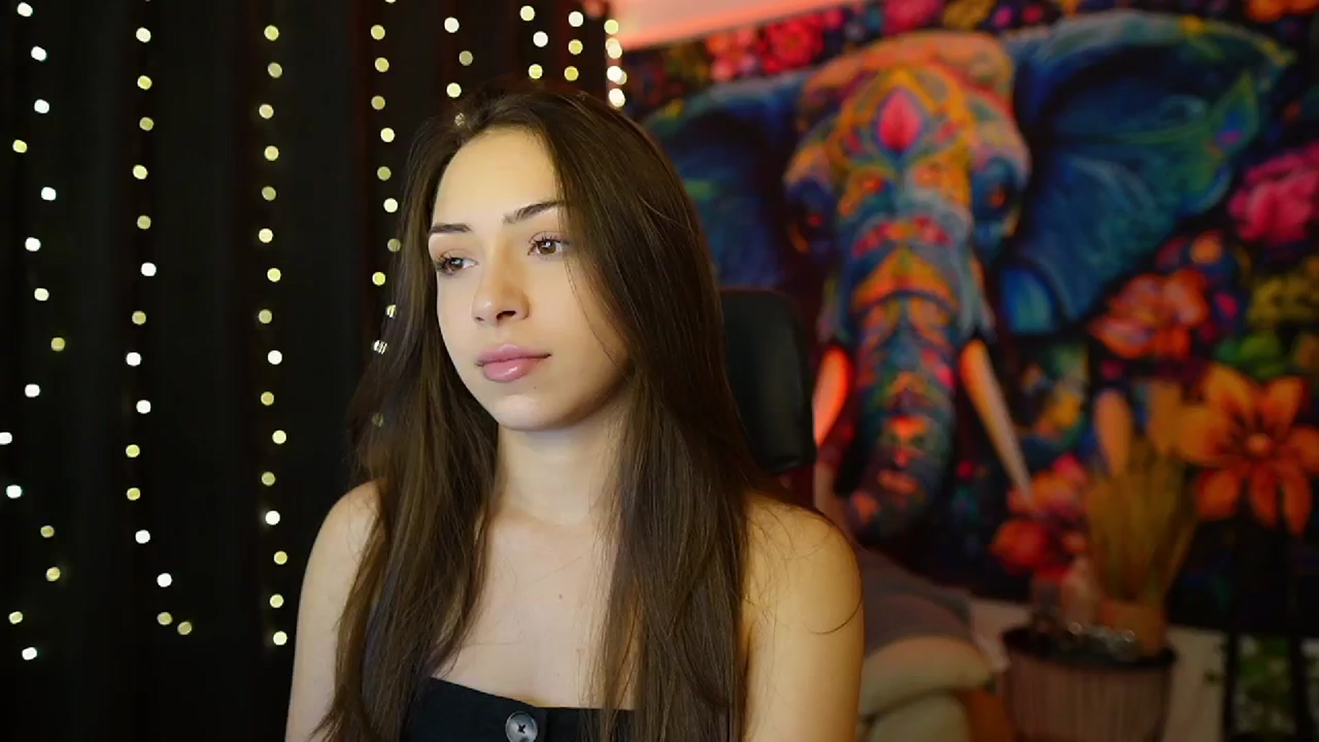 Gallery image thumbnail from Briar__Rose's myfreecams stream on, 11/30/2024, 17:44 image 14 of 20