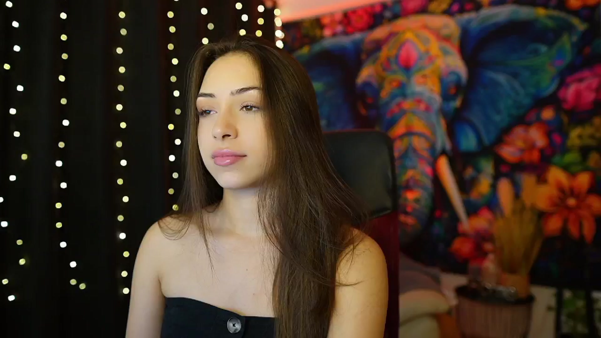 Gallery image thumbnail from Briar__Rose's myfreecams stream on, 11/30/2024, 17:44 image 9 of 20
