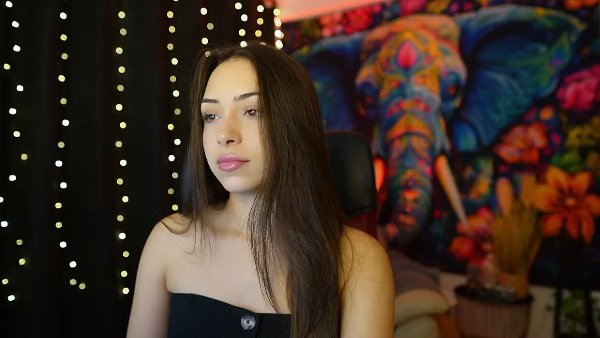 Gallery image thumbnail from Briar__Rose's myfreecams stream on, 11/30/2024, 17:44 image 8 of 20