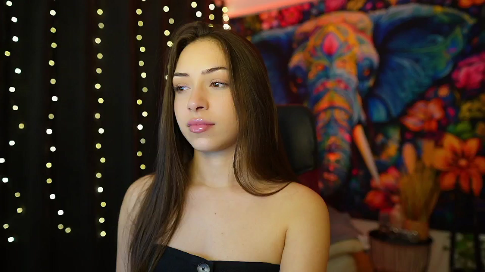 Gallery image thumbnail from Briar__Rose's myfreecams stream on, 11/30/2024, 21:15 image 4 of 20