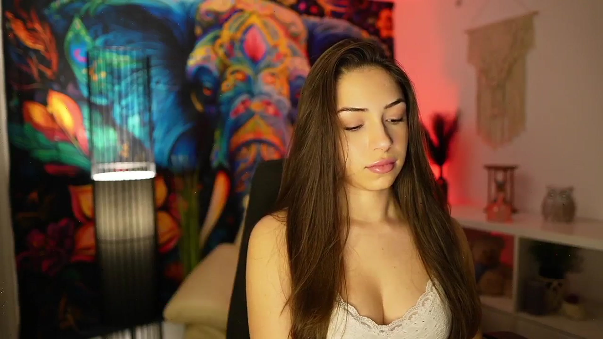 Gallery image thumbnail from Briar__Rose's myfreecams stream on, 12/09/2024, 18:05 image 16 of 20