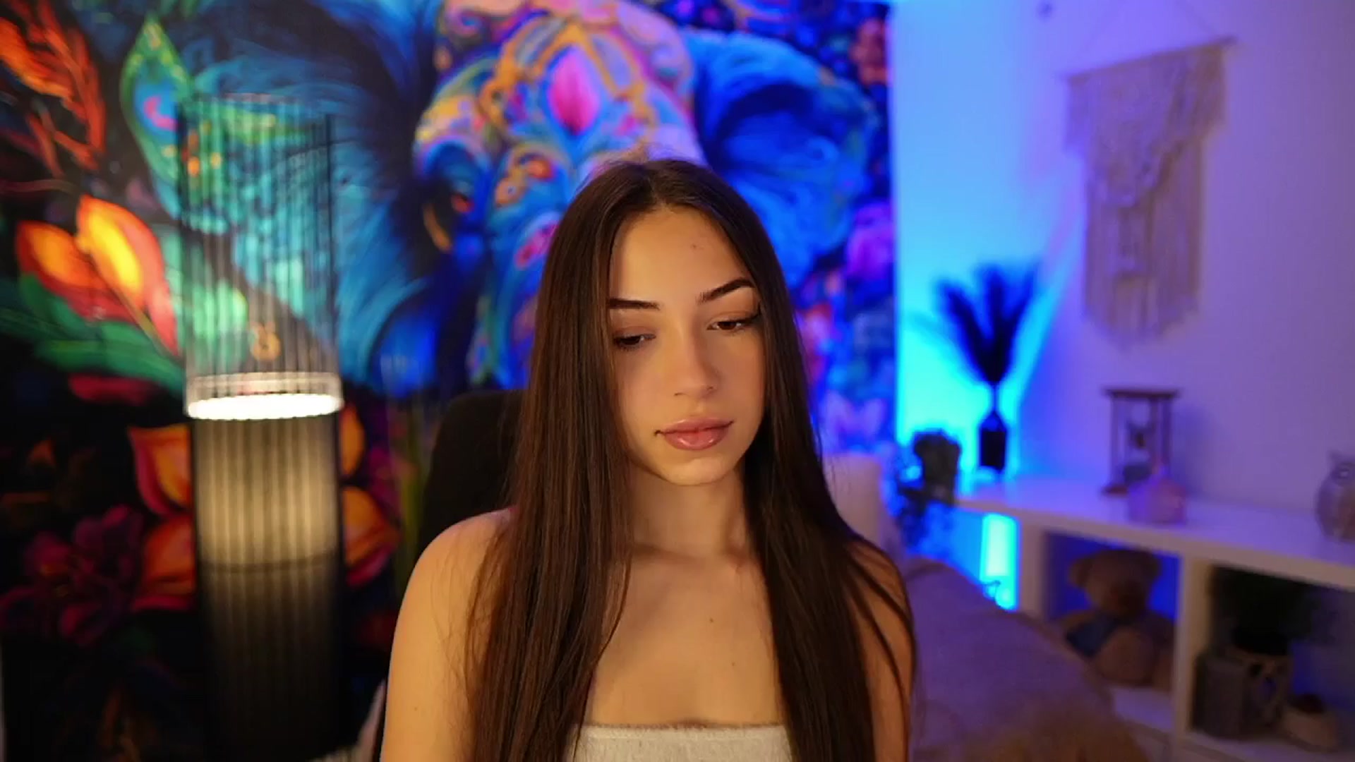 Gallery image thumbnail from Briar__Rose's myfreecams stream on, 01/12/2025, 16:01 image 3 of 20