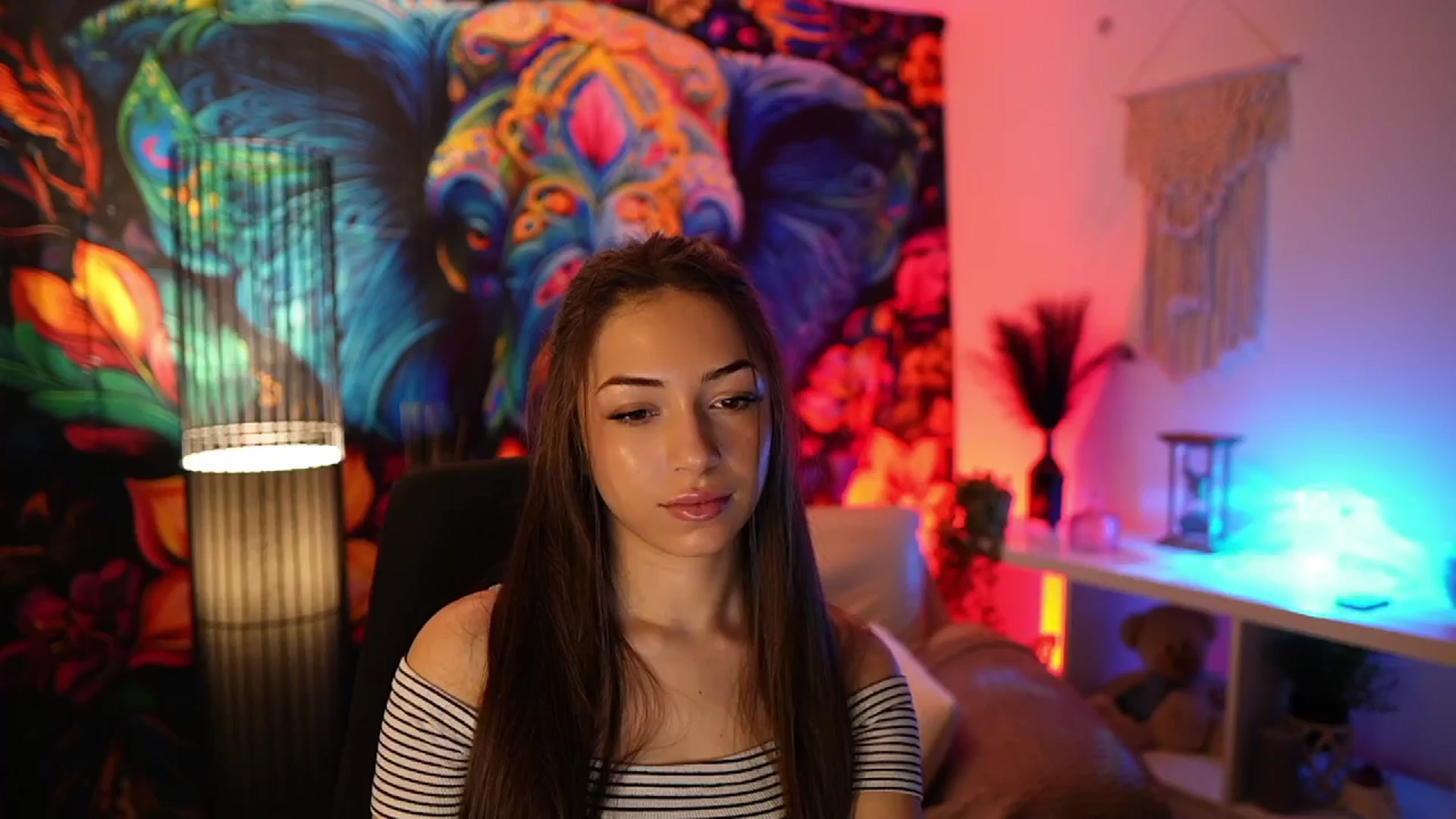 Gallery image thumbnail from Briar__Rose's myfreecams stream on, 01/20/2025, 16:59 image 12 of 20