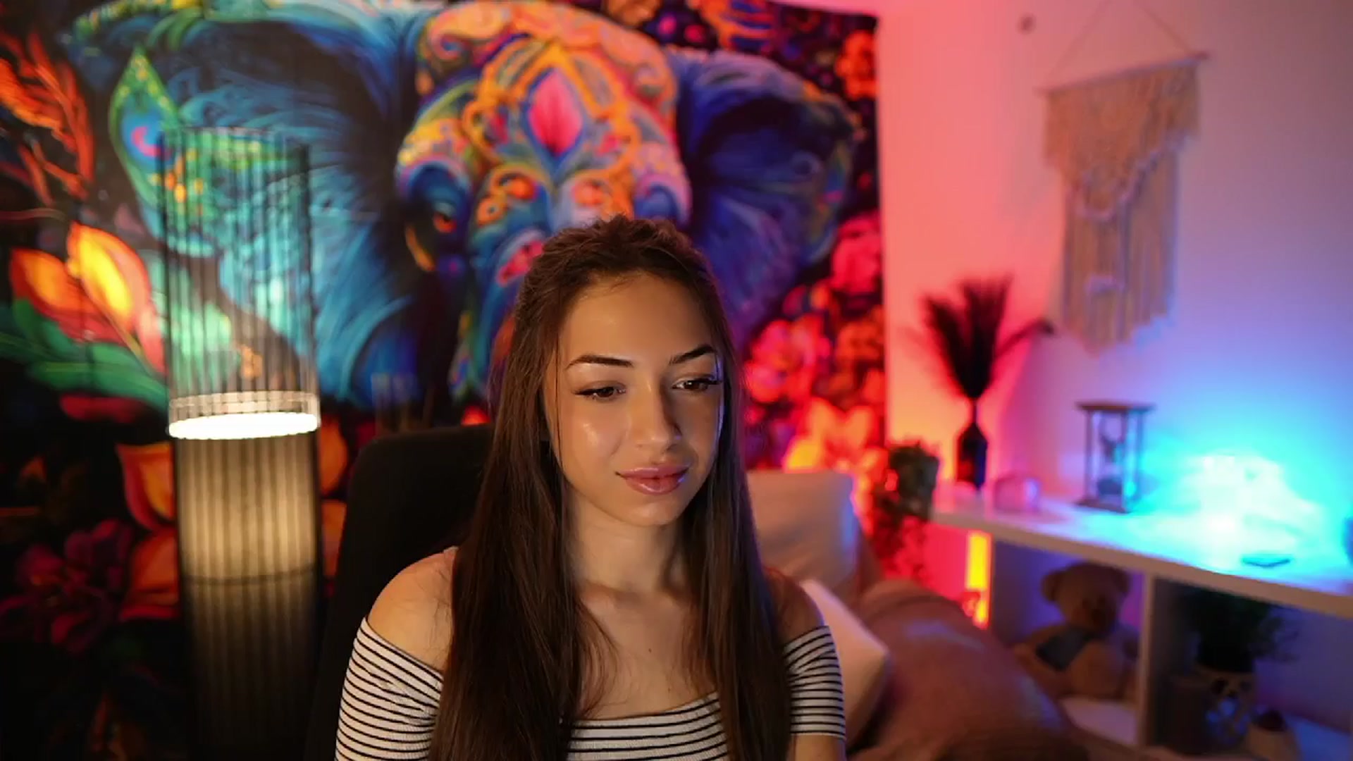 Gallery image thumbnail from Briar__Rose's myfreecams stream on, 01/20/2025, 16:59 image 14 of 20