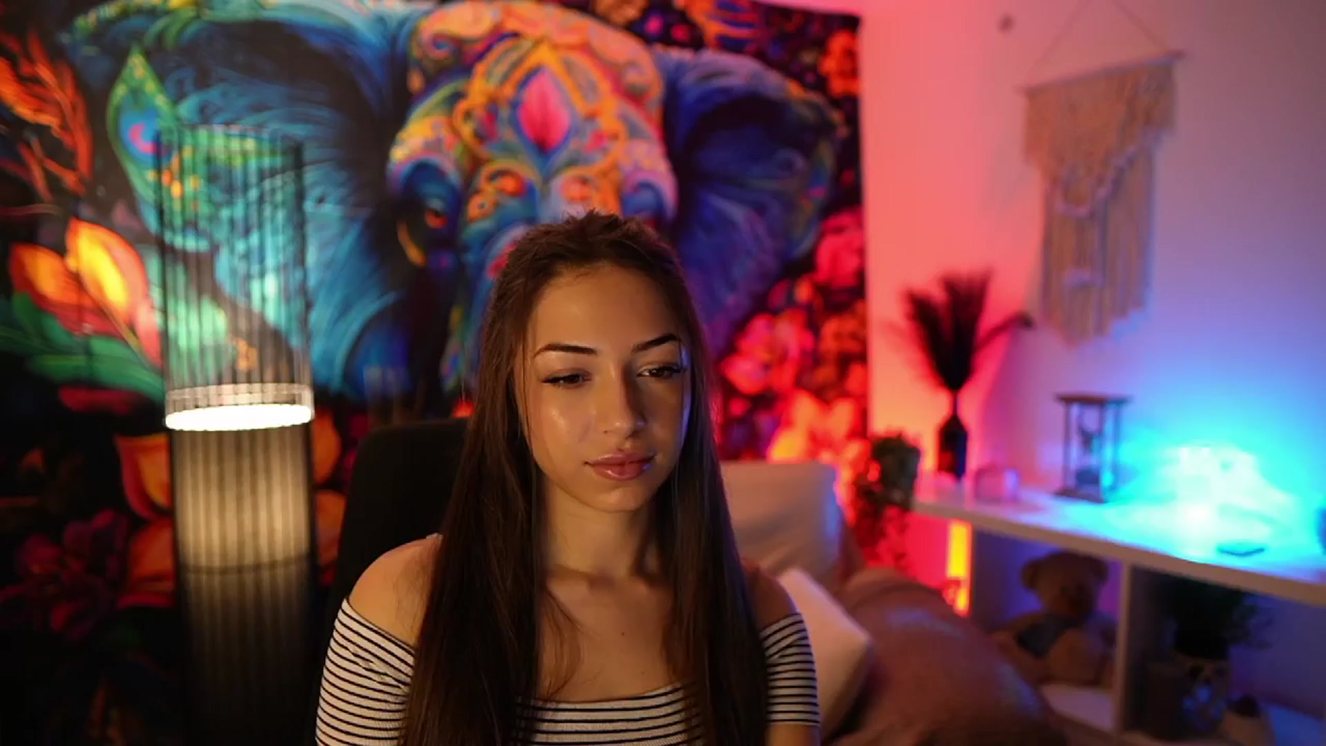 Gallery image thumbnail from Briar__Rose's myfreecams stream on, 01/20/2025, 16:59 image 8 of 20