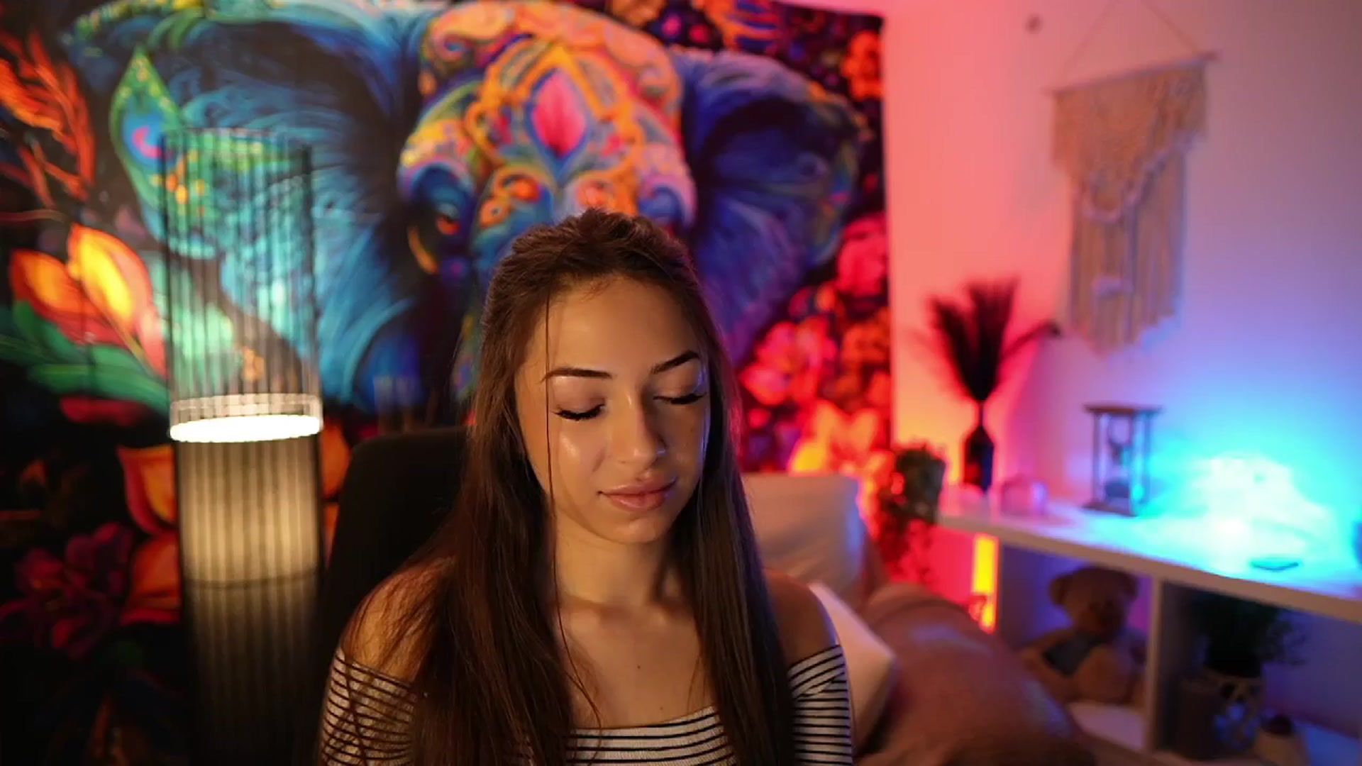Gallery image thumbnail from Briar__Rose's myfreecams stream on, 01/20/2025, 16:59 image 2 of 20