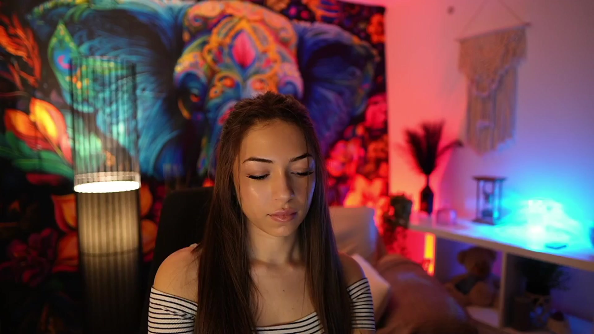 Gallery image thumbnail from Briar__Rose's myfreecams stream on, 01/20/2025, 16:59 image 5 of 20