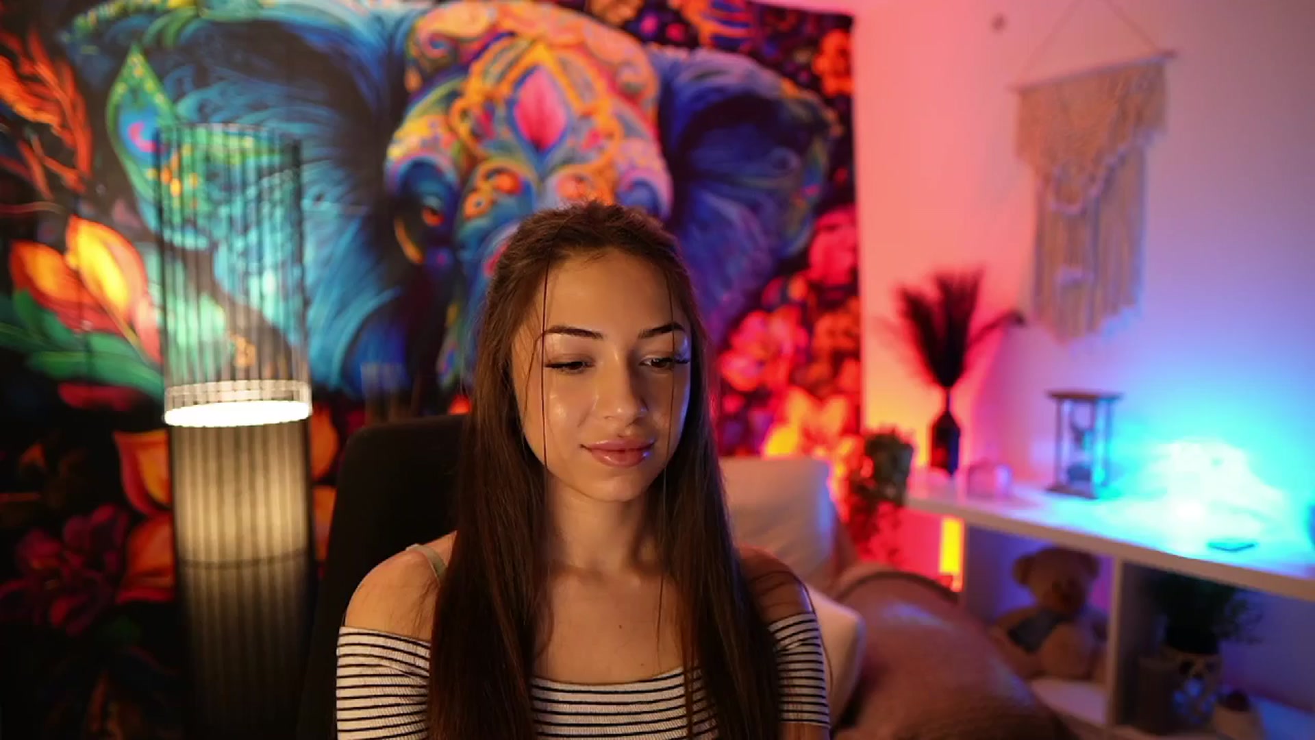 Gallery image thumbnail from Briar__Rose's myfreecams stream on, 01/20/2025, 19:02 image 5 of 20