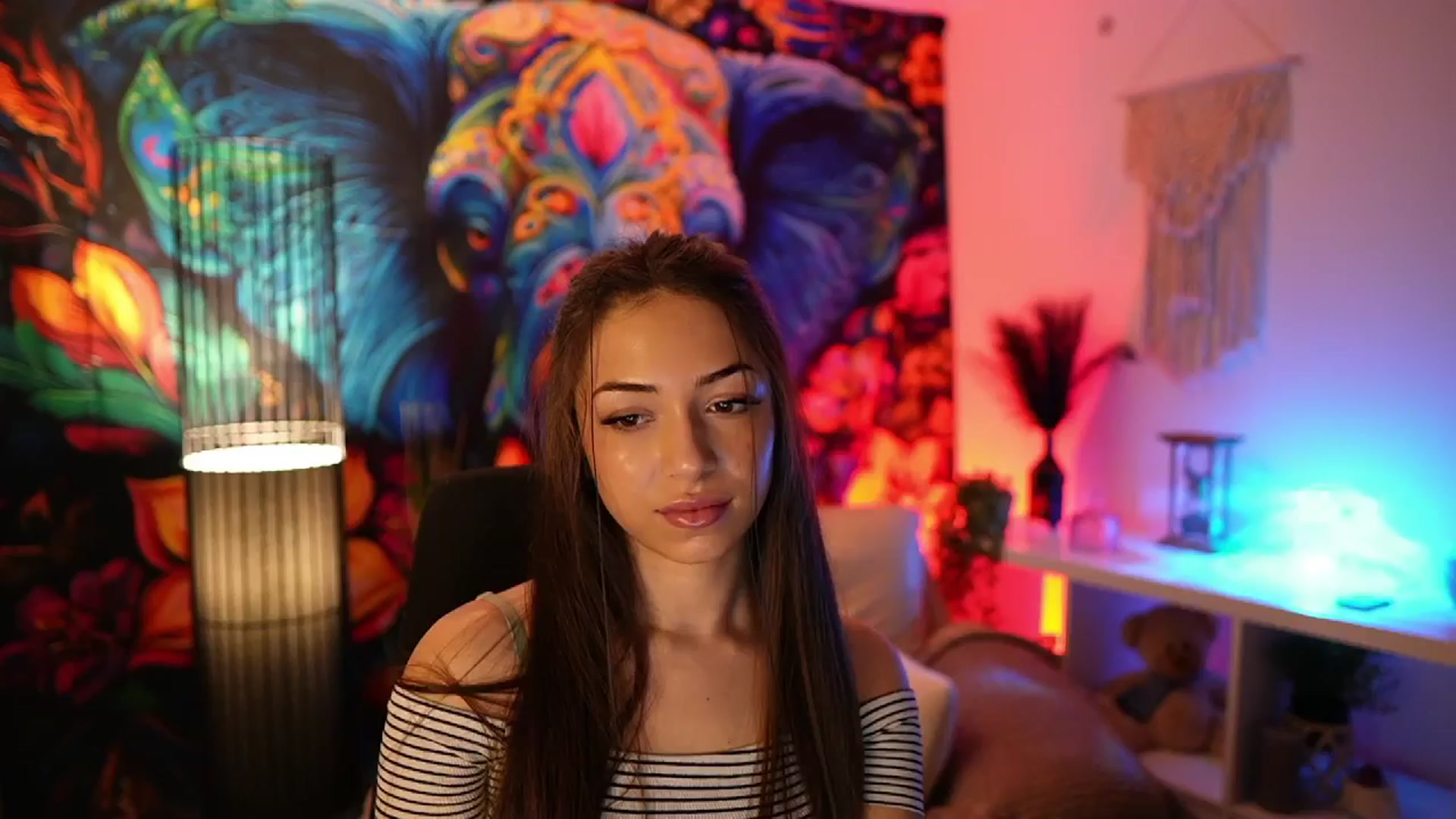 Gallery image thumbnail from Briar__Rose's myfreecams stream on, 01/20/2025, 19:02 image 16 of 20