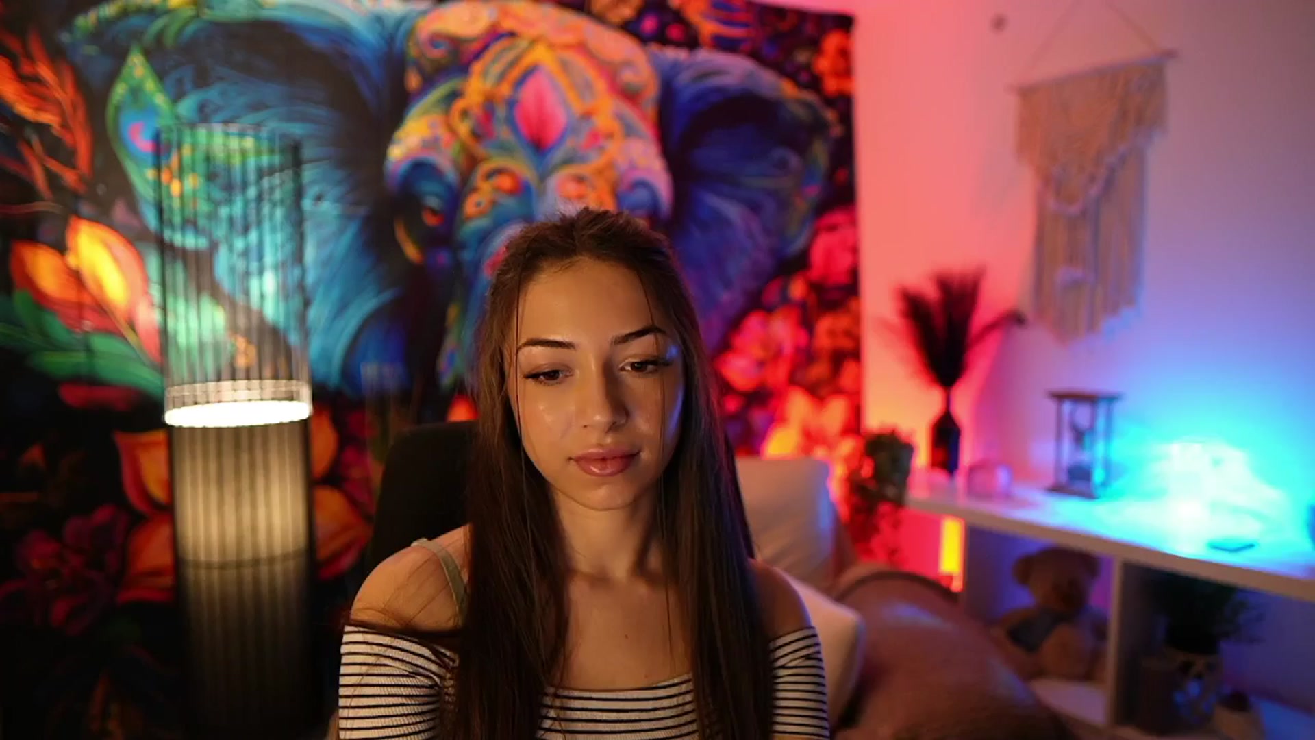 Gallery image thumbnail from Briar__Rose's myfreecams stream on, 01/20/2025, 19:02 image 18 of 20