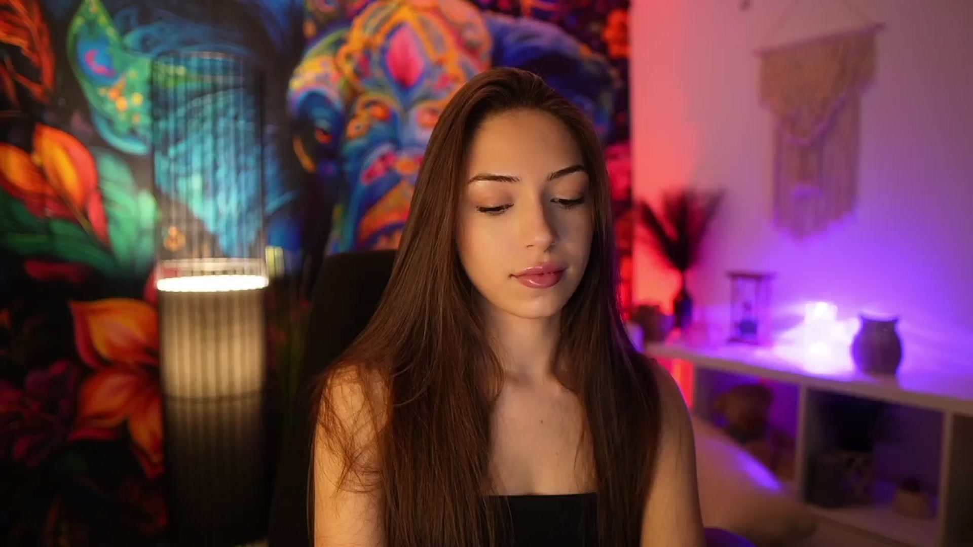 Gallery image thumbnail from Briar__Rose's myfreecams stream on, 02/17/2025, 15:33 image 17 of 20
