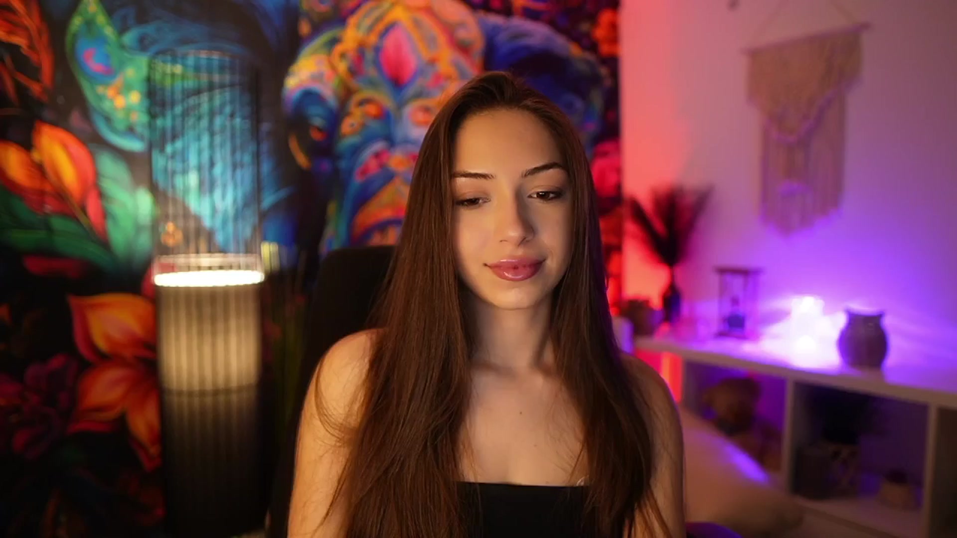 Gallery image thumbnail from Briar__Rose's myfreecams stream on, 02/17/2025, 15:33 image 16 of 20