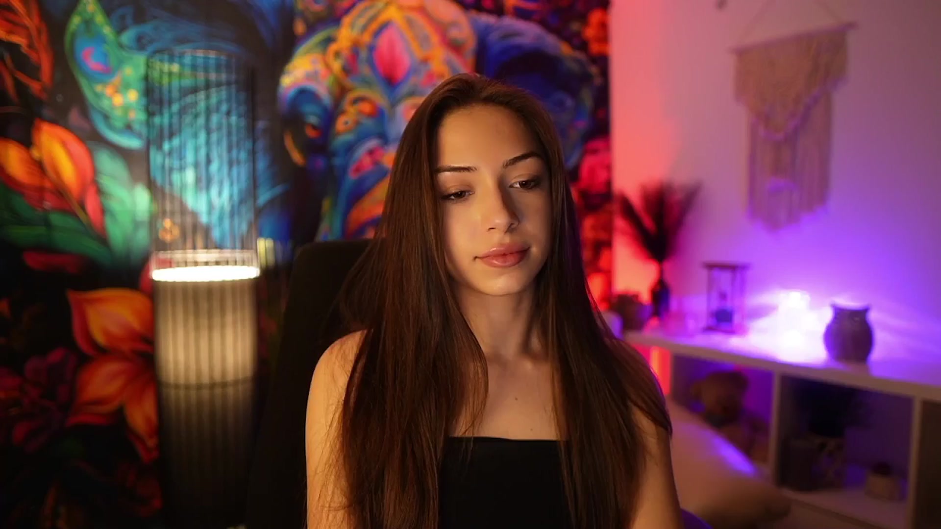 Gallery image thumbnail from Briar__Rose's myfreecams stream on, 02/17/2025, 18:00 image 19 of 20