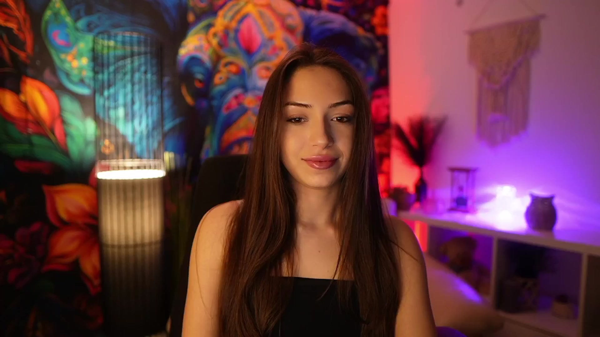 Gallery image thumbnail from Briar__Rose's myfreecams stream on, 02/17/2025, 18:00 image 1 of 20