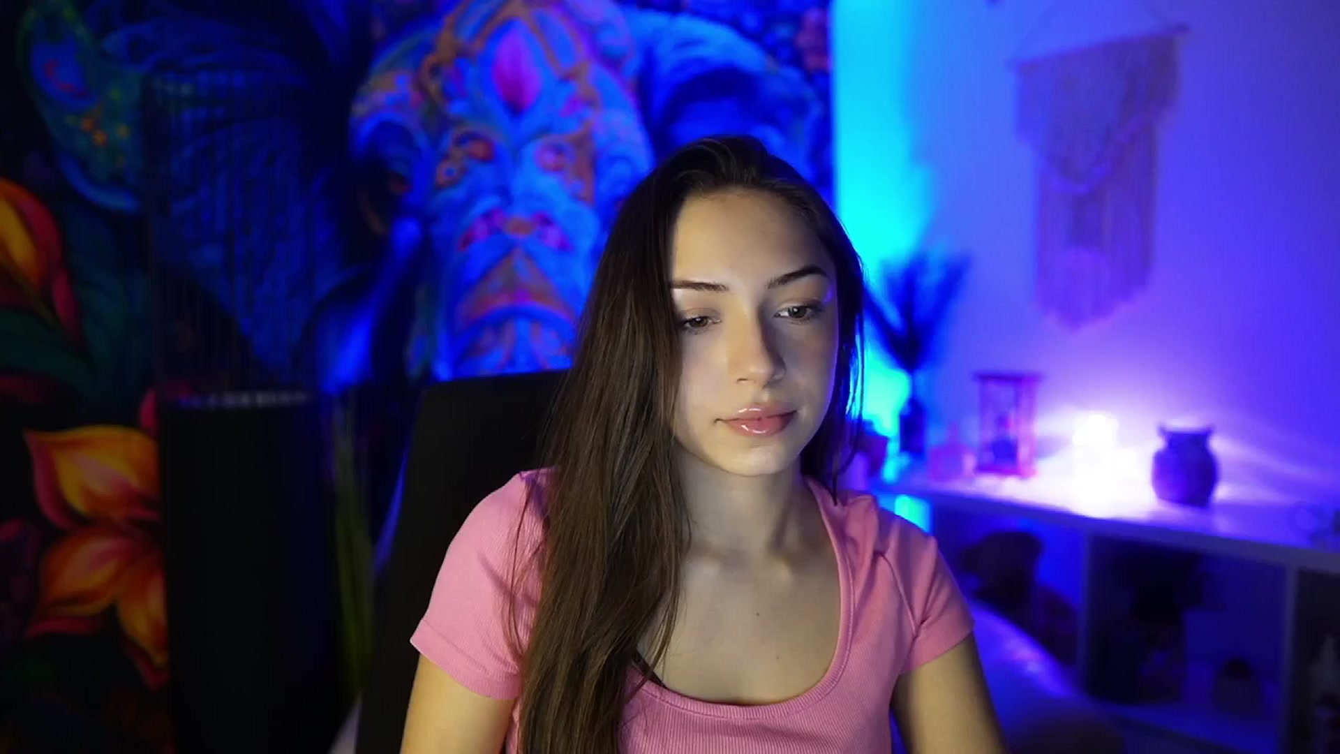 Gallery image thumbnail from Briar__Rose's myfreecams stream on, 03/02/2025, 17:26 image 15 of 20