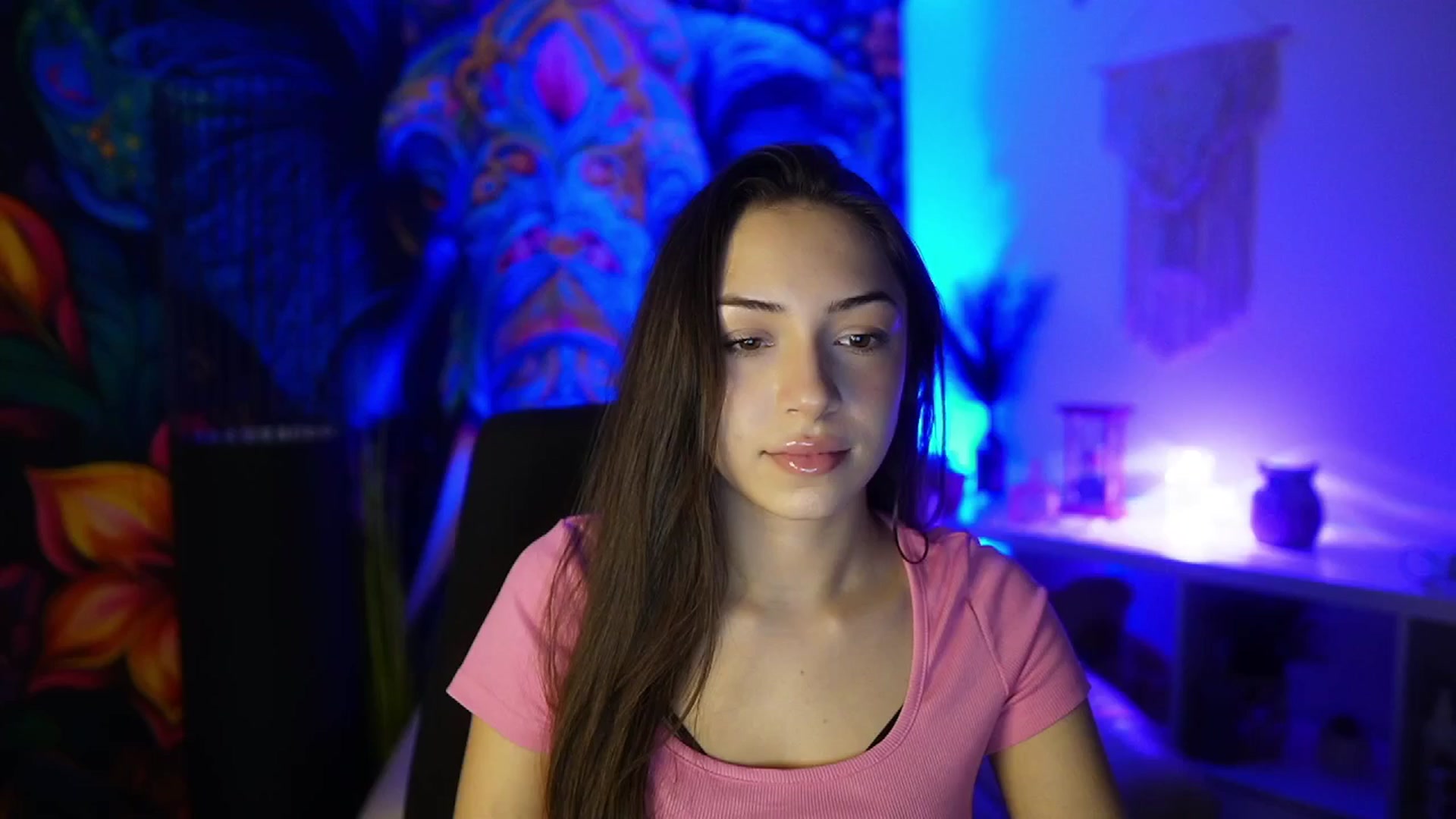 Gallery image thumbnail from Briar__Rose's myfreecams stream on, 03/02/2025, 17:26 image 18 of 20