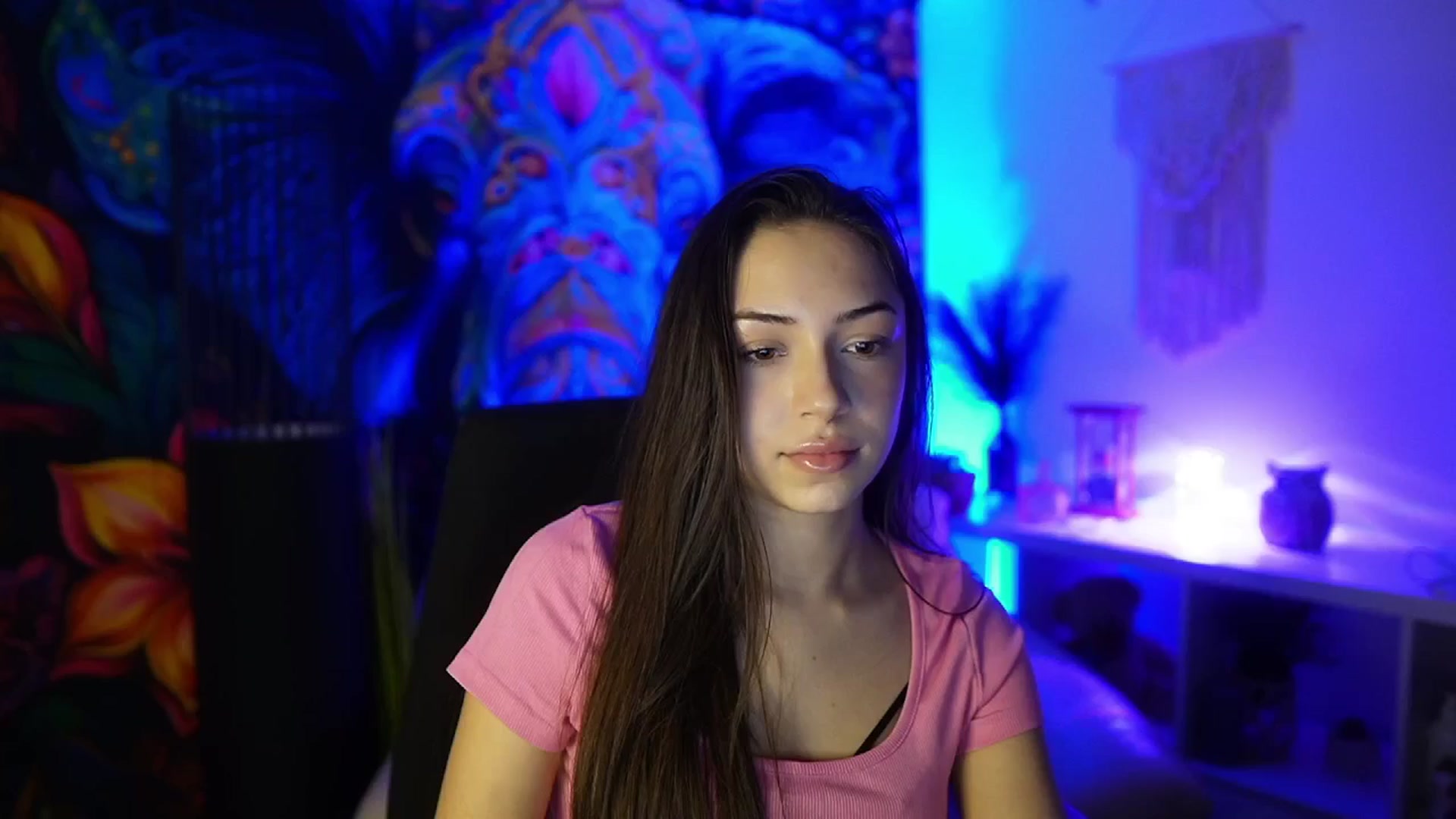 Gallery image thumbnail from Briar__Rose's myfreecams stream on, 03/02/2025, 17:50 image 17 of 20