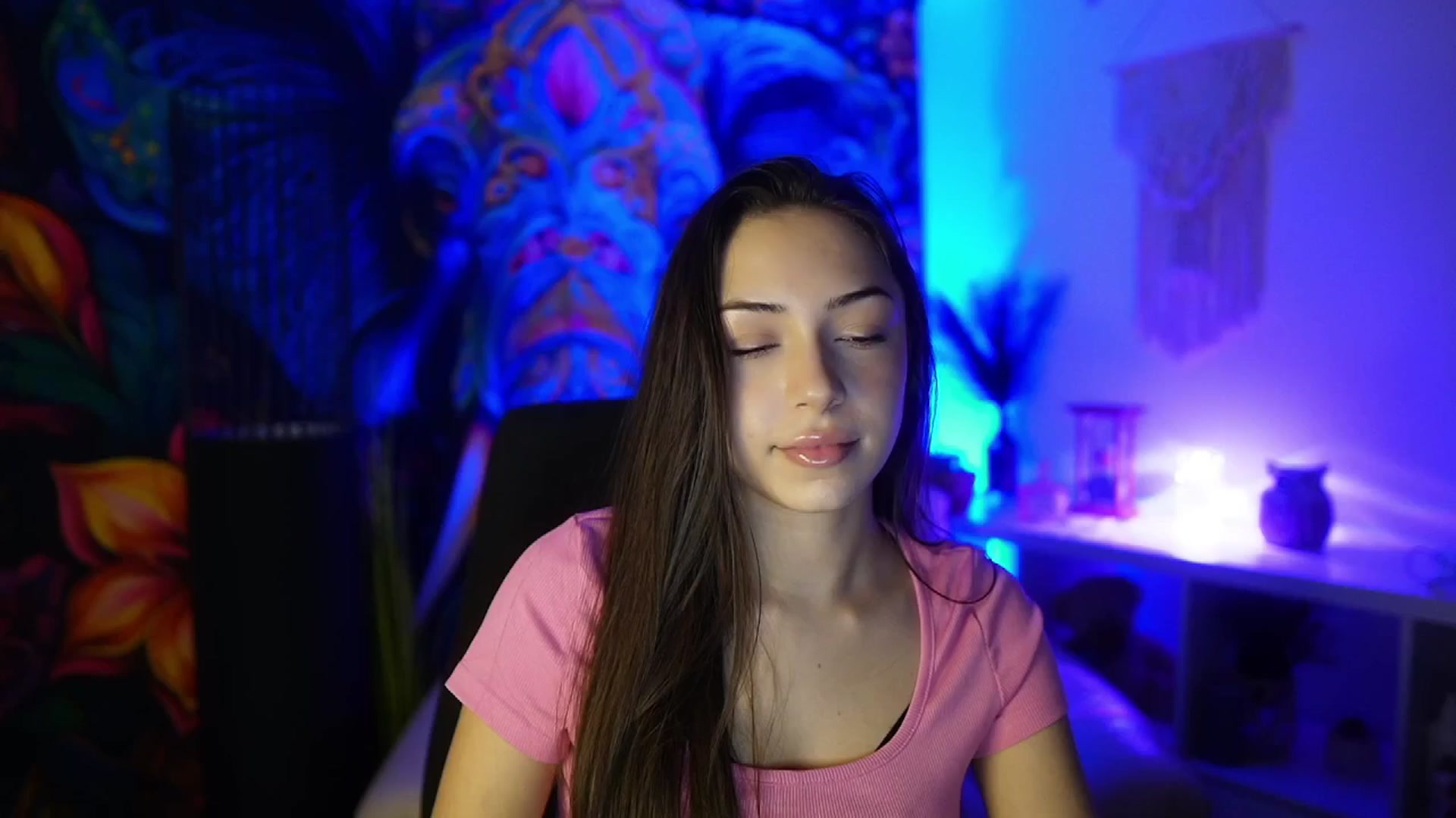 Gallery image thumbnail from Briar__Rose's myfreecams stream on, 03/02/2025, 17:50 image 3 of 20