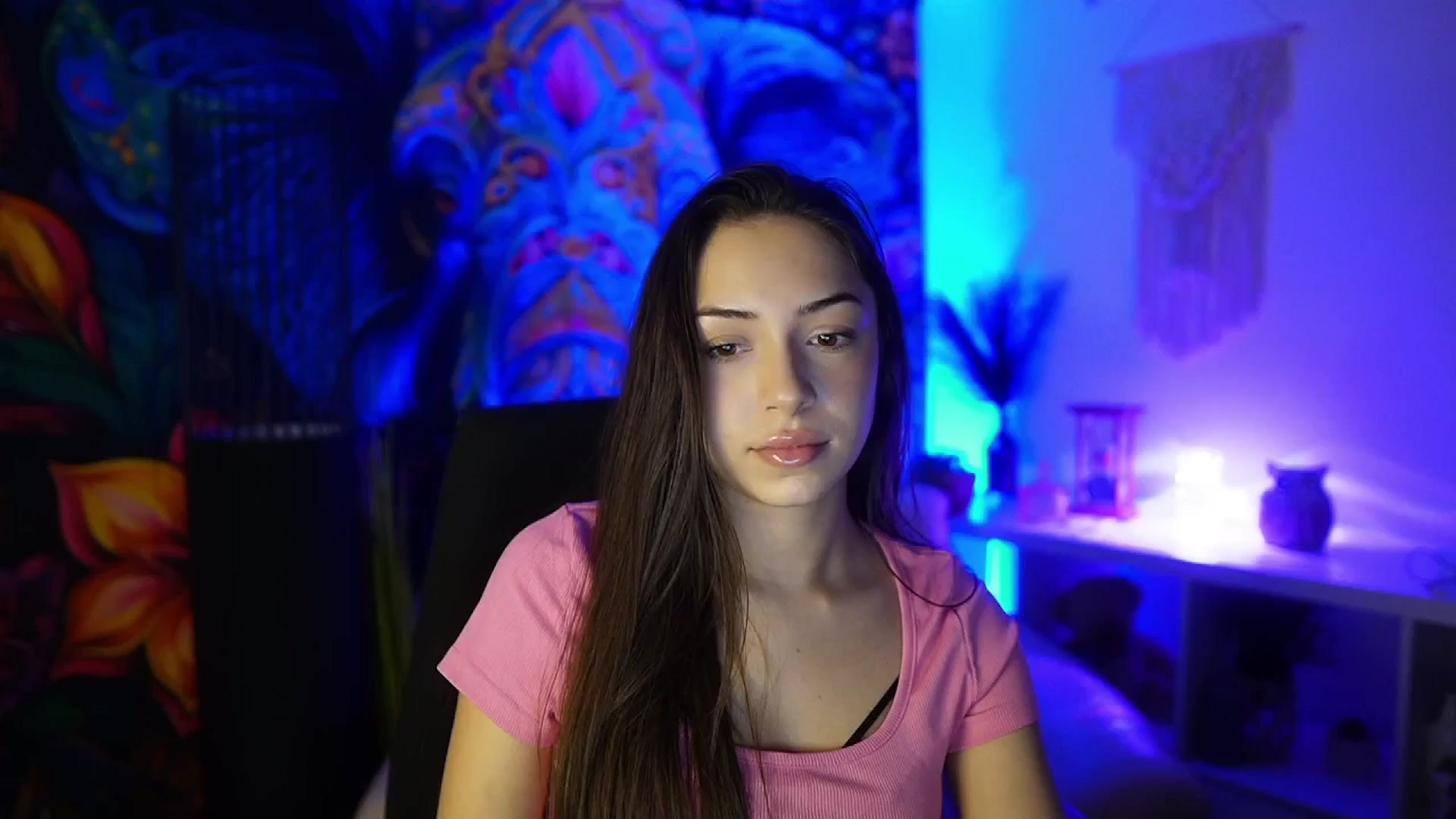 Gallery image thumbnail from Briar__Rose's myfreecams stream on, 03/02/2025, 17:50 image 16 of 20