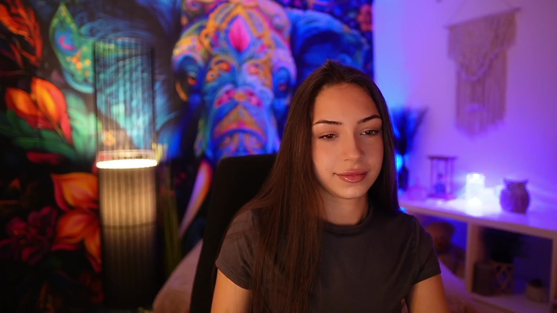 Gallery image thumbnail from Briar__Rose's myfreecams stream on, 03/03/2025, 16:28 image 19 of 20
