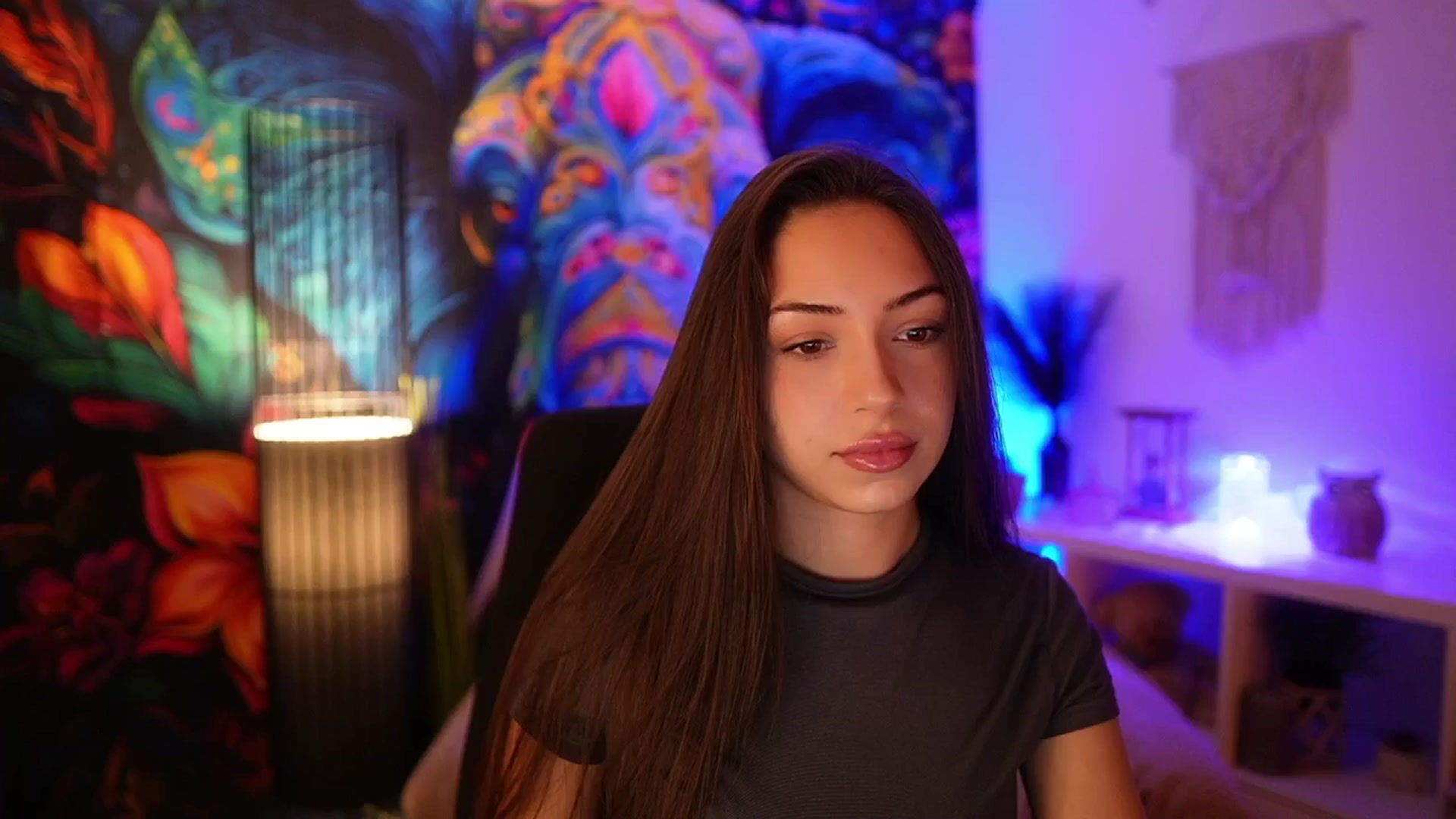 Gallery image thumbnail from Briar__Rose's myfreecams stream on, 03/03/2025, 17:59 image 8 of 20