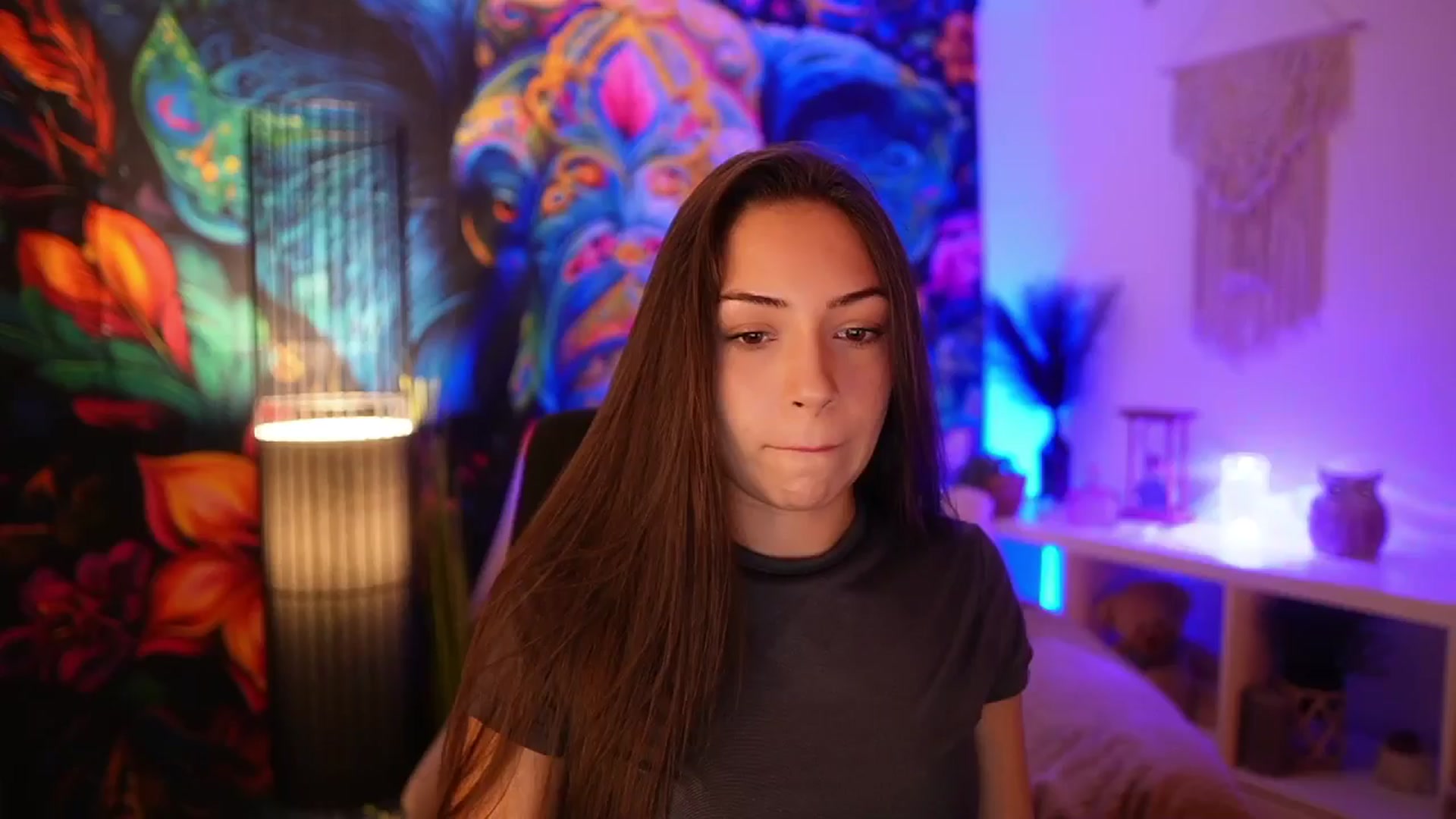 Gallery image thumbnail from Briar__Rose's myfreecams stream on, 03/03/2025, 17:59 image 9 of 20