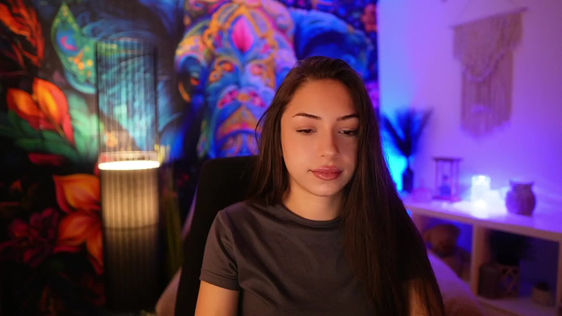 Gallery image thumbnail from Briar__Rose's myfreecams stream on, 03/03/2025, 17:59 image 12 of 20