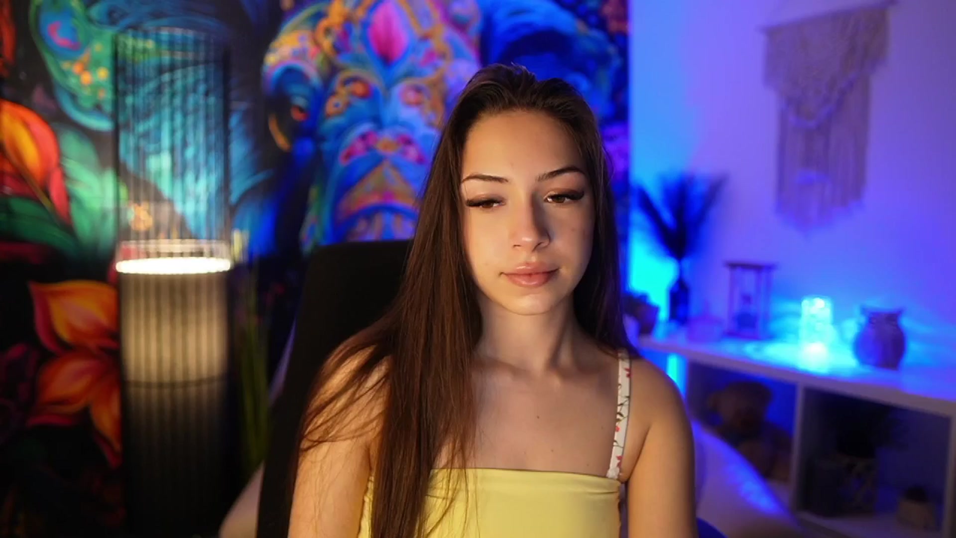 Gallery image thumbnail from Briar__Rose's myfreecams stream on, 03/10/2025, 17:57 image 10 of 20