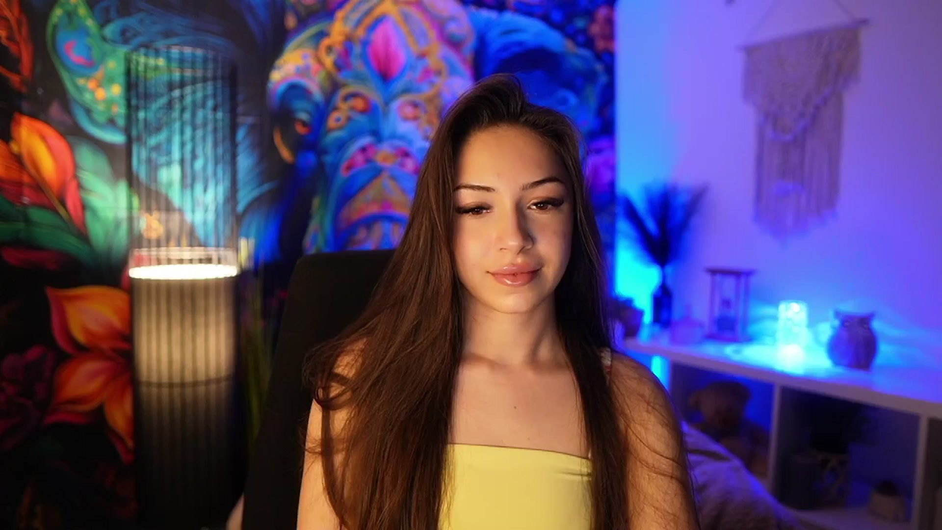 Gallery image thumbnail from Briar__Rose's myfreecams stream on, 03/10/2025, 17:57 image 13 of 20