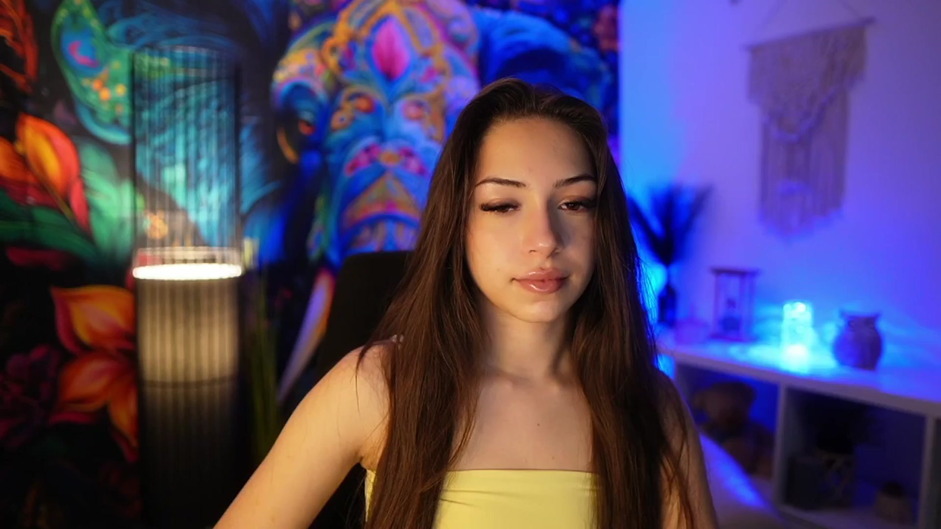 Gallery image thumbnail from Briar__Rose's myfreecams stream on, 03/10/2025, 17:57 image 5 of 20