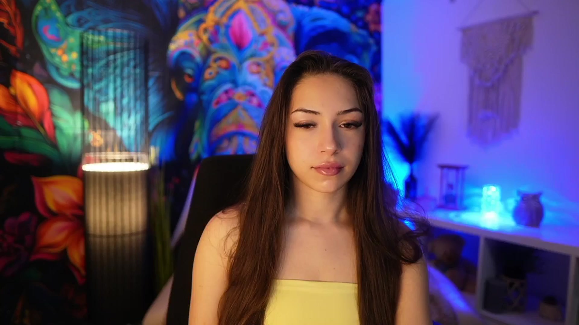 Gallery image thumbnail from Briar__Rose's myfreecams stream on, 03/10/2025, 17:57 image 2 of 20