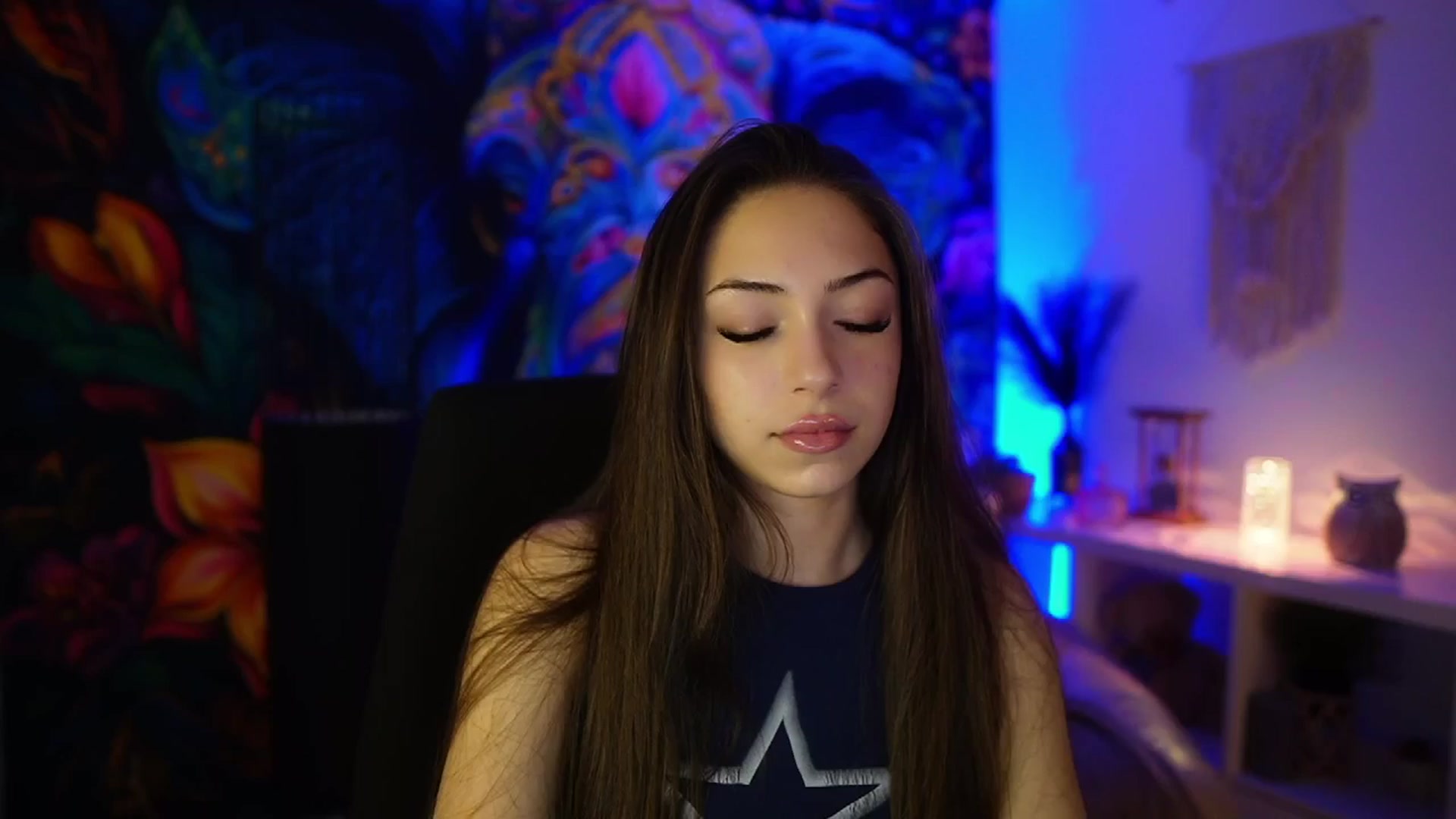 Gallery image thumbnail from Briar__Rose's myfreecams stream on, 03/11/2025, 14:27 image 14 of 20