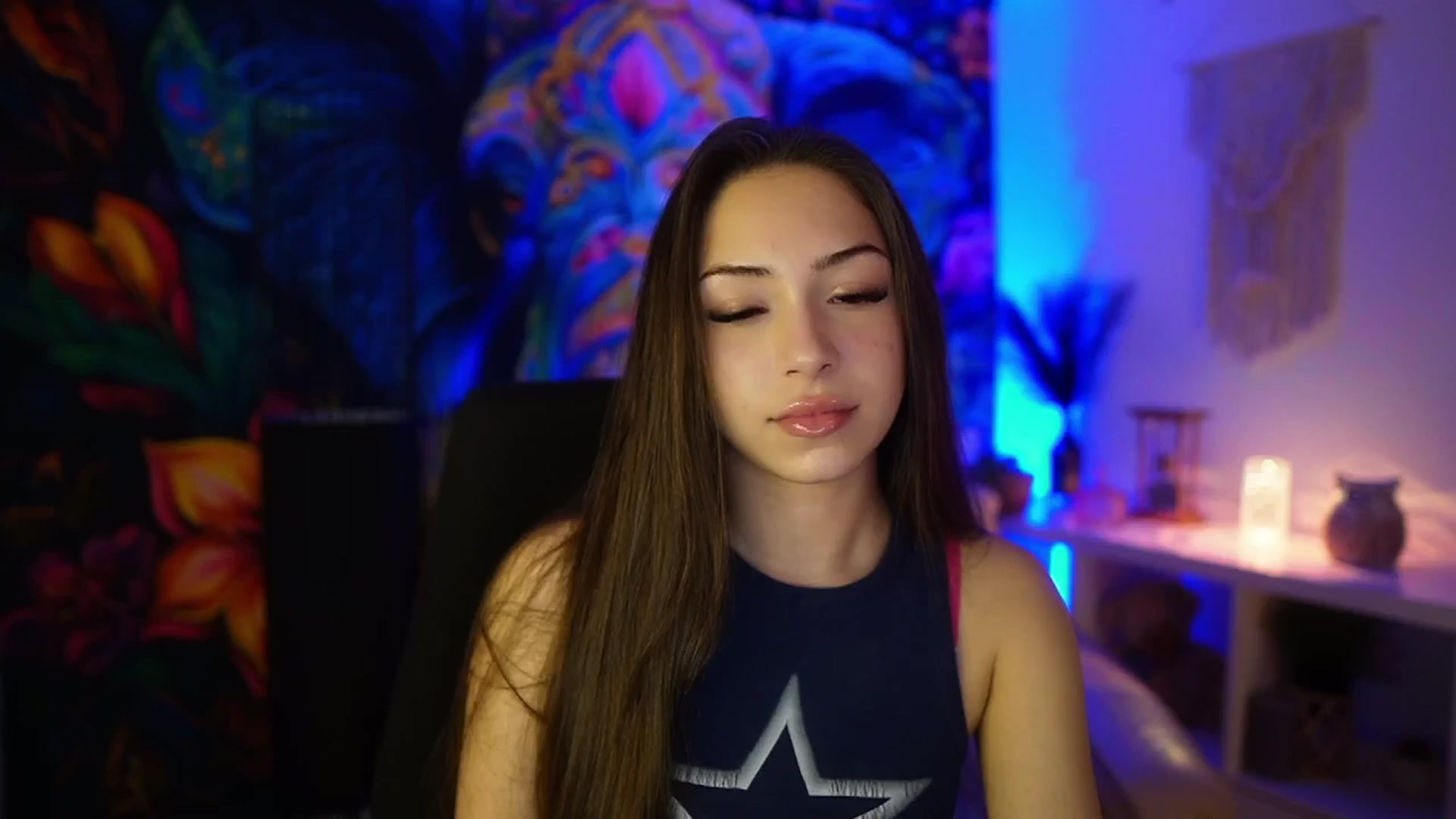 Gallery image thumbnail from Briar__Rose's myfreecams stream on, 03/11/2025, 15:04 image 1 of 20
