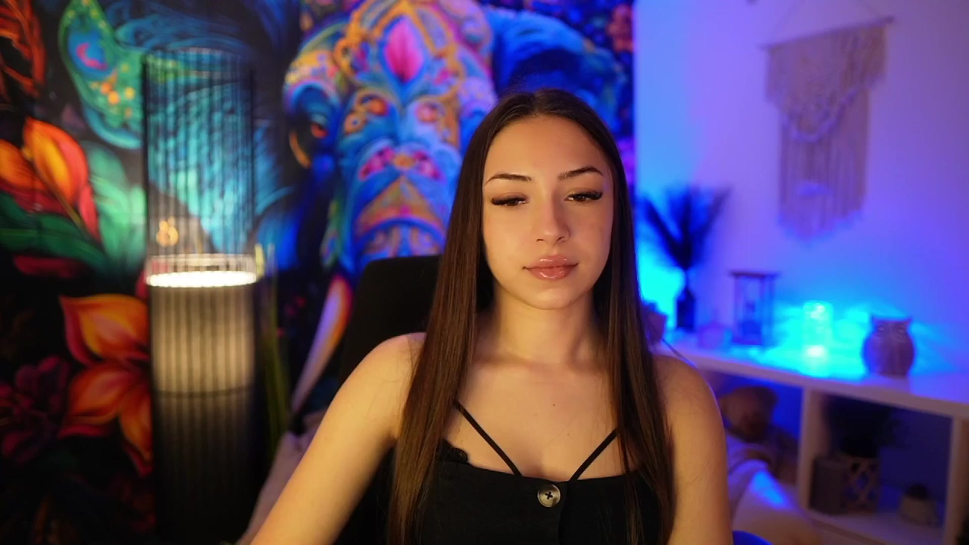 Gallery image thumbnail from Briar__Rose's myfreecams stream on, 03/13/2025, 15:57 image 15 of 20