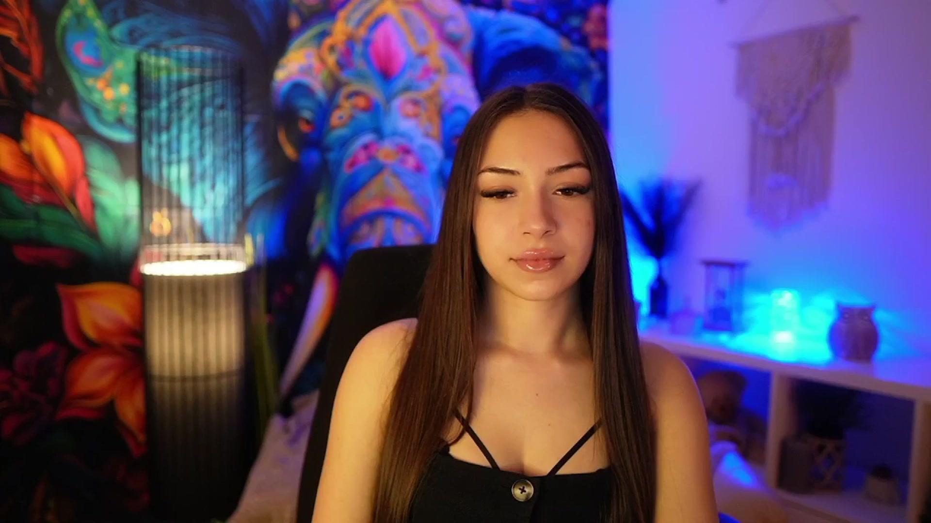 Gallery image thumbnail from Briar__Rose's myfreecams stream on, 03/13/2025, 15:57 image 18 of 20